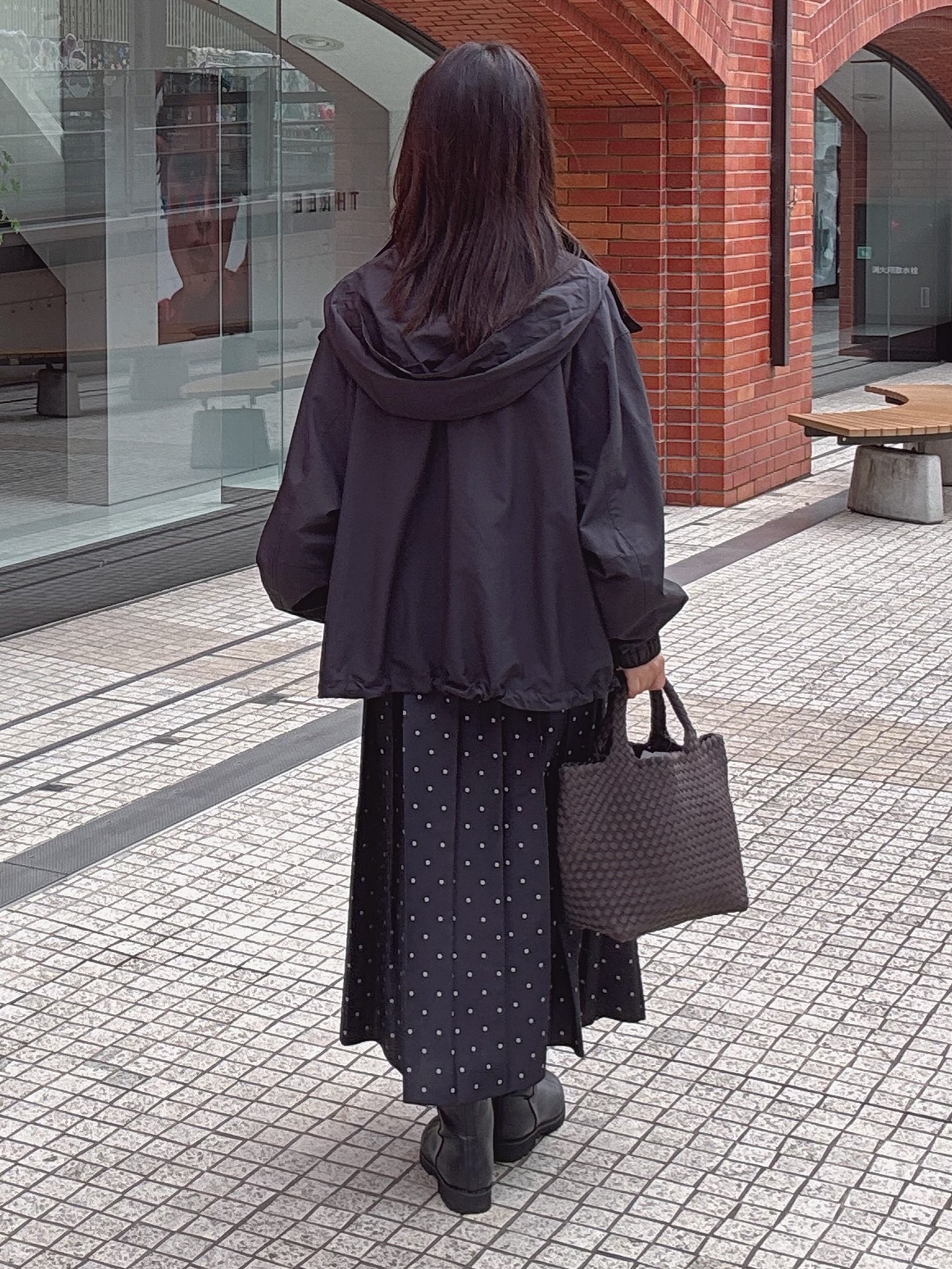 makiさんの「UNTITLED｜【撥水/軽アウター/2way】タフタマウンテンパーカー」を使ったコーディネート