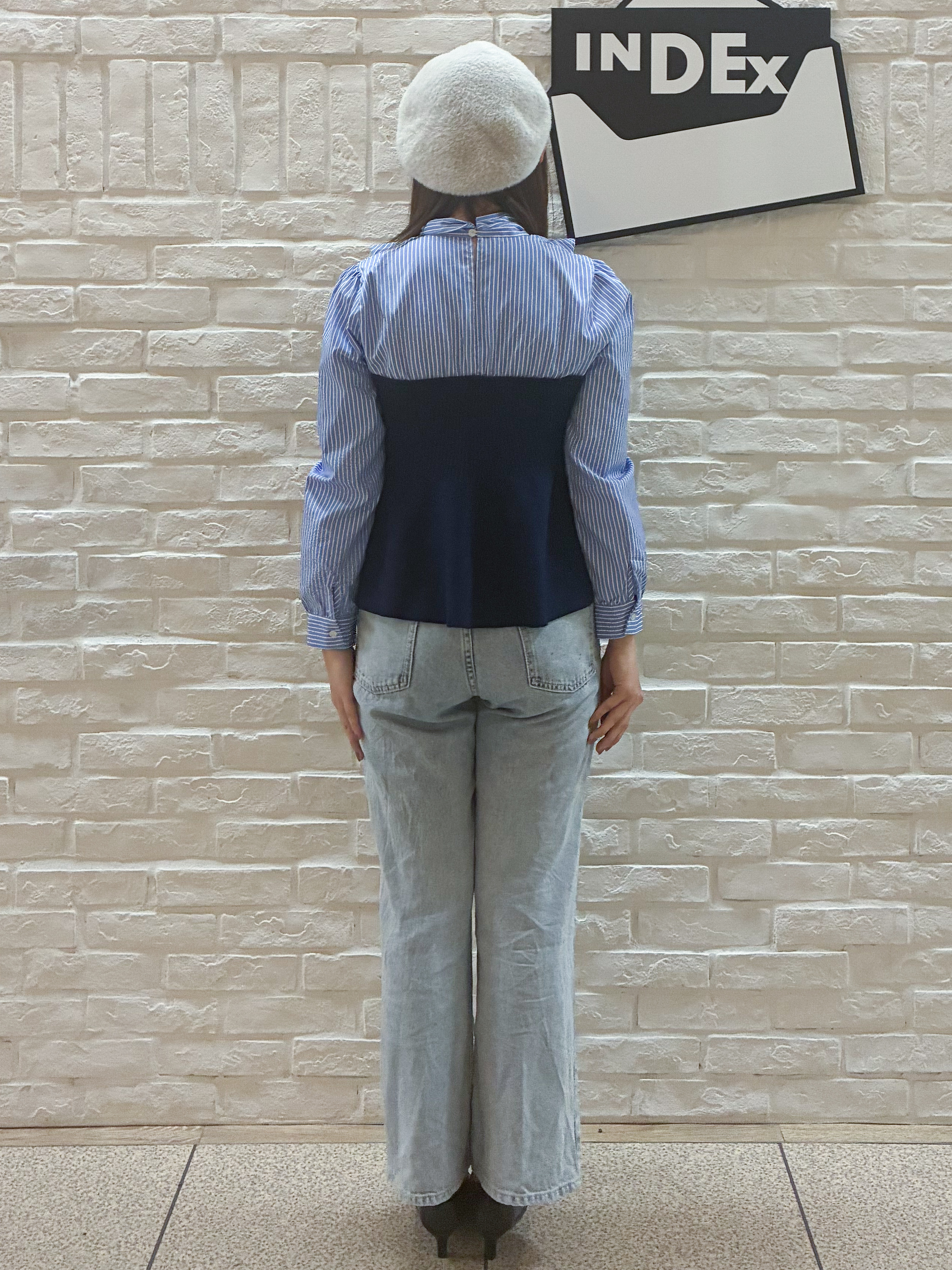 mihaさんの「index｜【植草美幸先生が指南する好印象スタイル】ブラウスビスチェドッキングニット≪洗濯機OK／坑ピル≫」を使ったコーディネート