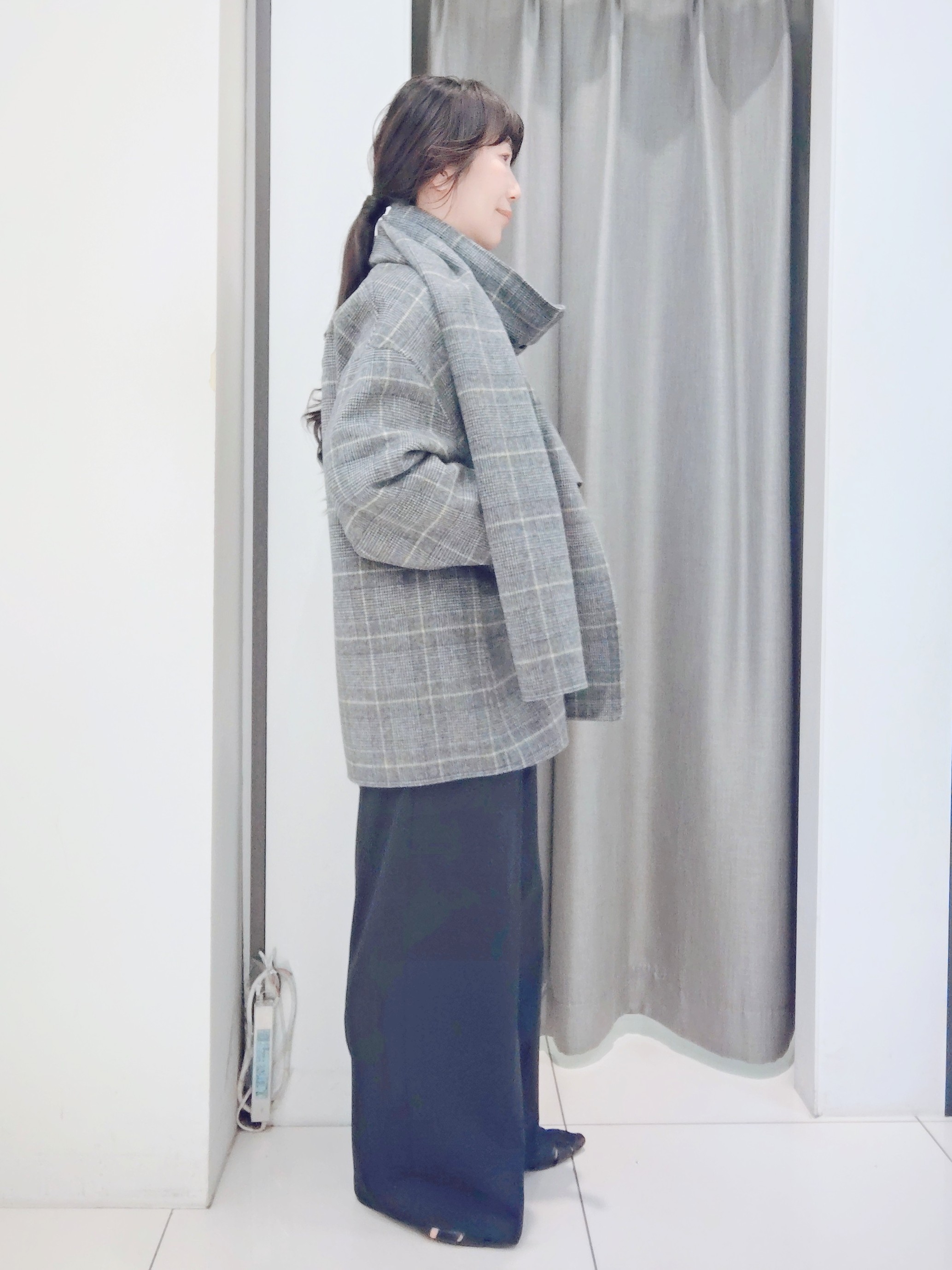 YABUさんの「UNTITLED｜【きれいめカジュアル】スウェットライクニットプルオーバー」を使ったコーディネート