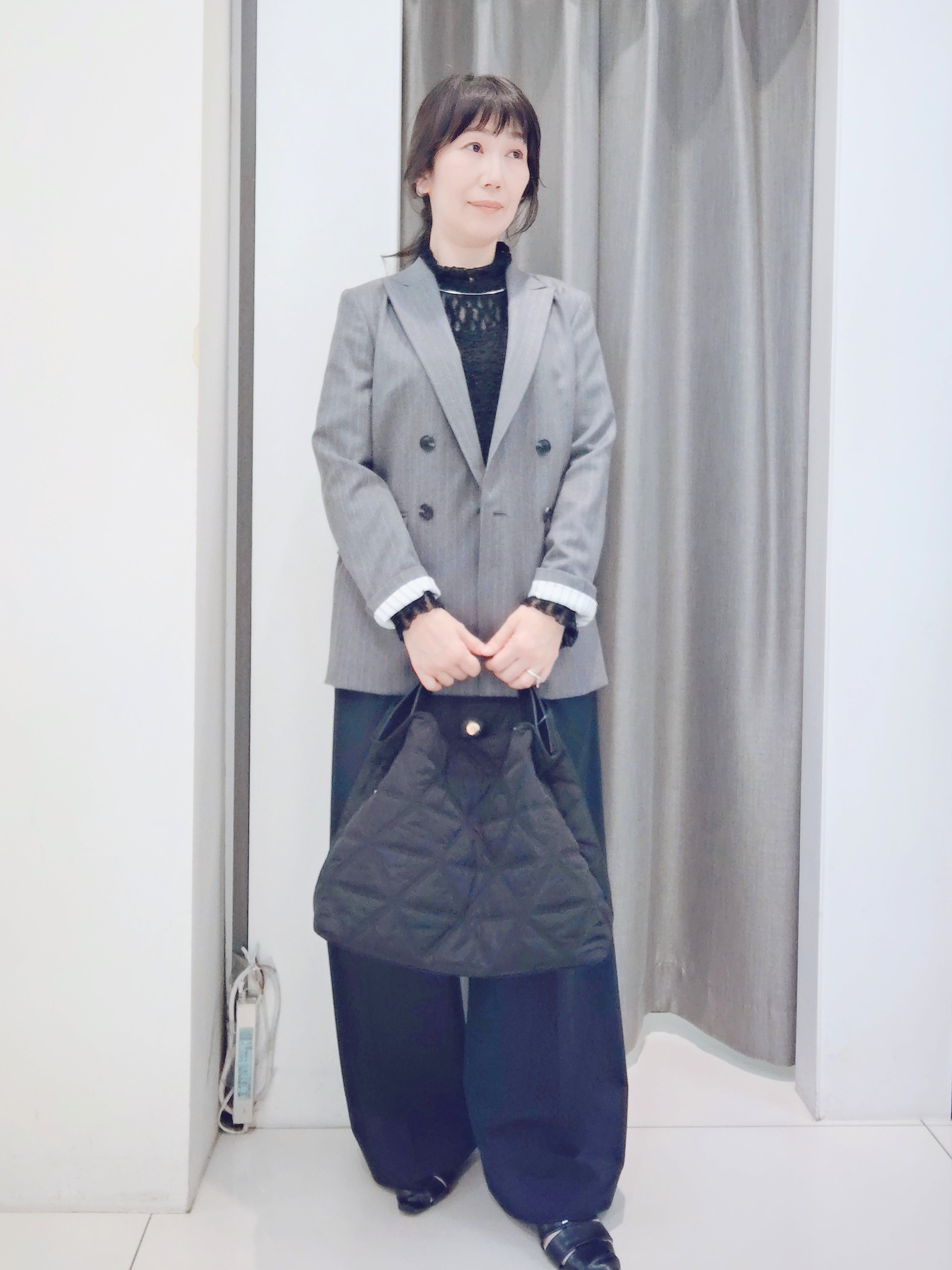 YABUさんの「UNTITLED｜【重ね着レイヤード】レースハイネックトップス」を使ったコーディネート