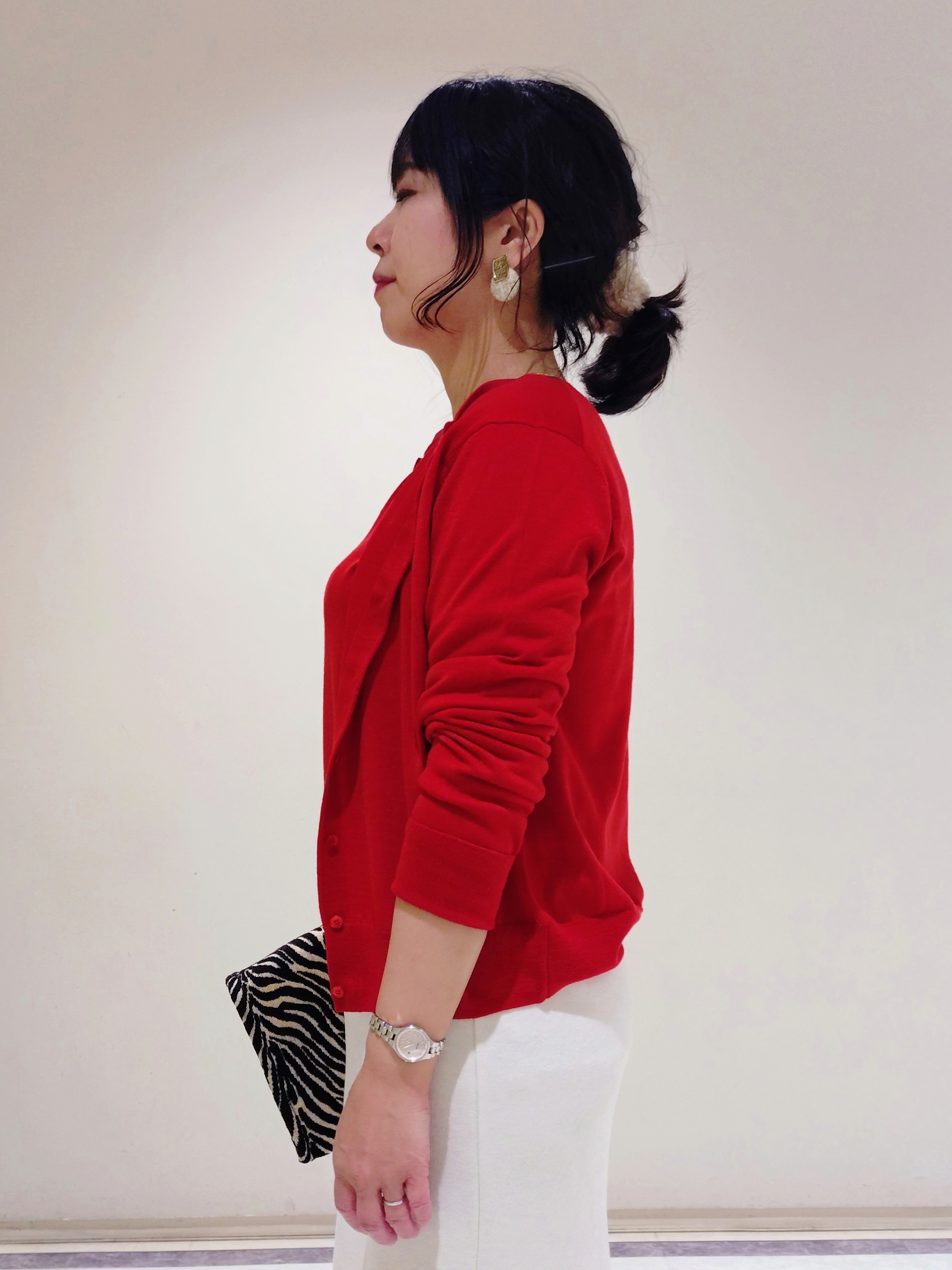 TOMOMIさんの「INDIVI｜【A3サイズ対応／アニマル柄】ジャカード ボストンバッグ」を使ったコーディネート