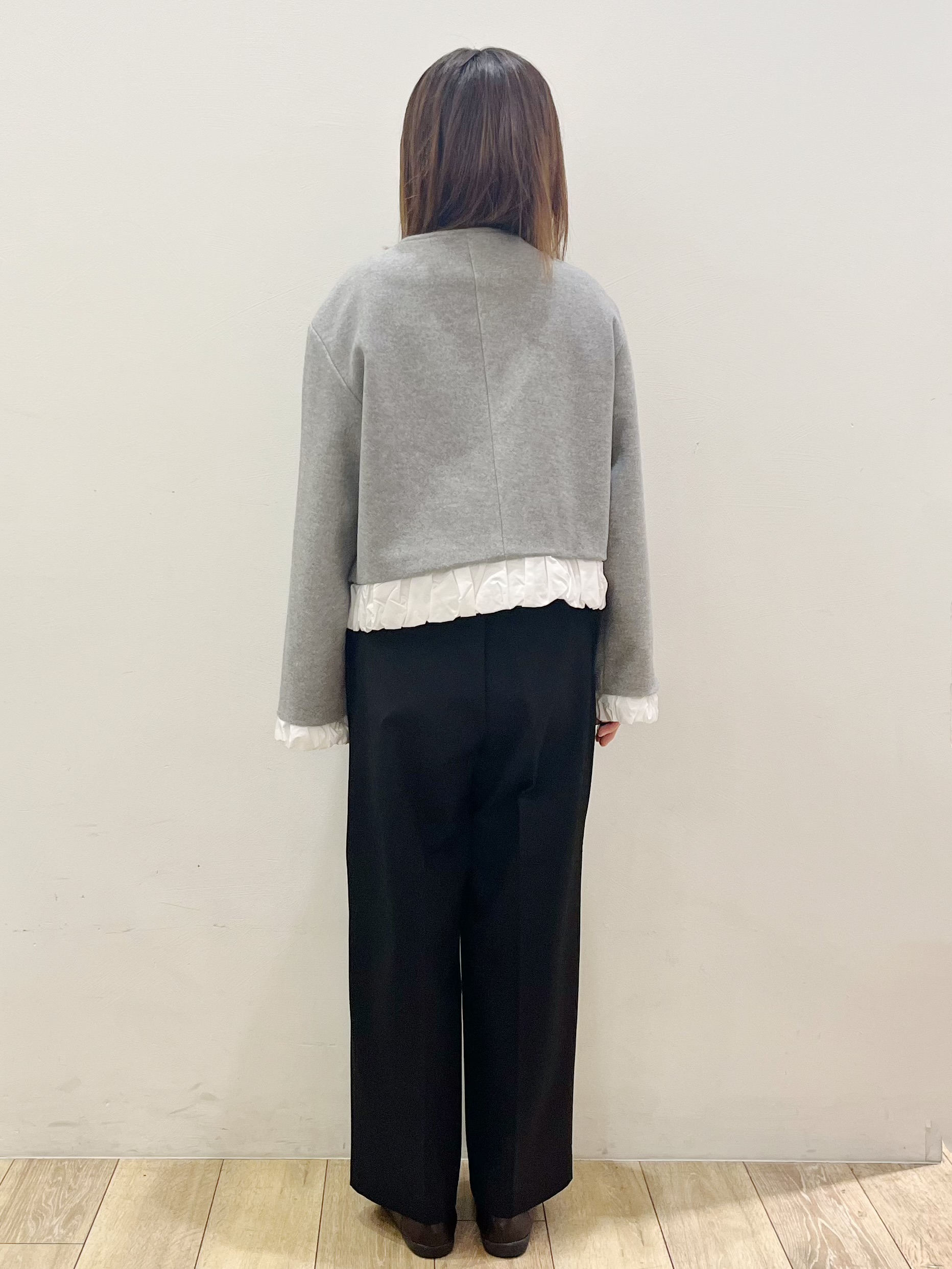 kcさんの「OPAQUE.CLIP｜異素材フリルウールライクコート【吸湿発熱／防シワ／洗える】」を使ったコーディネート