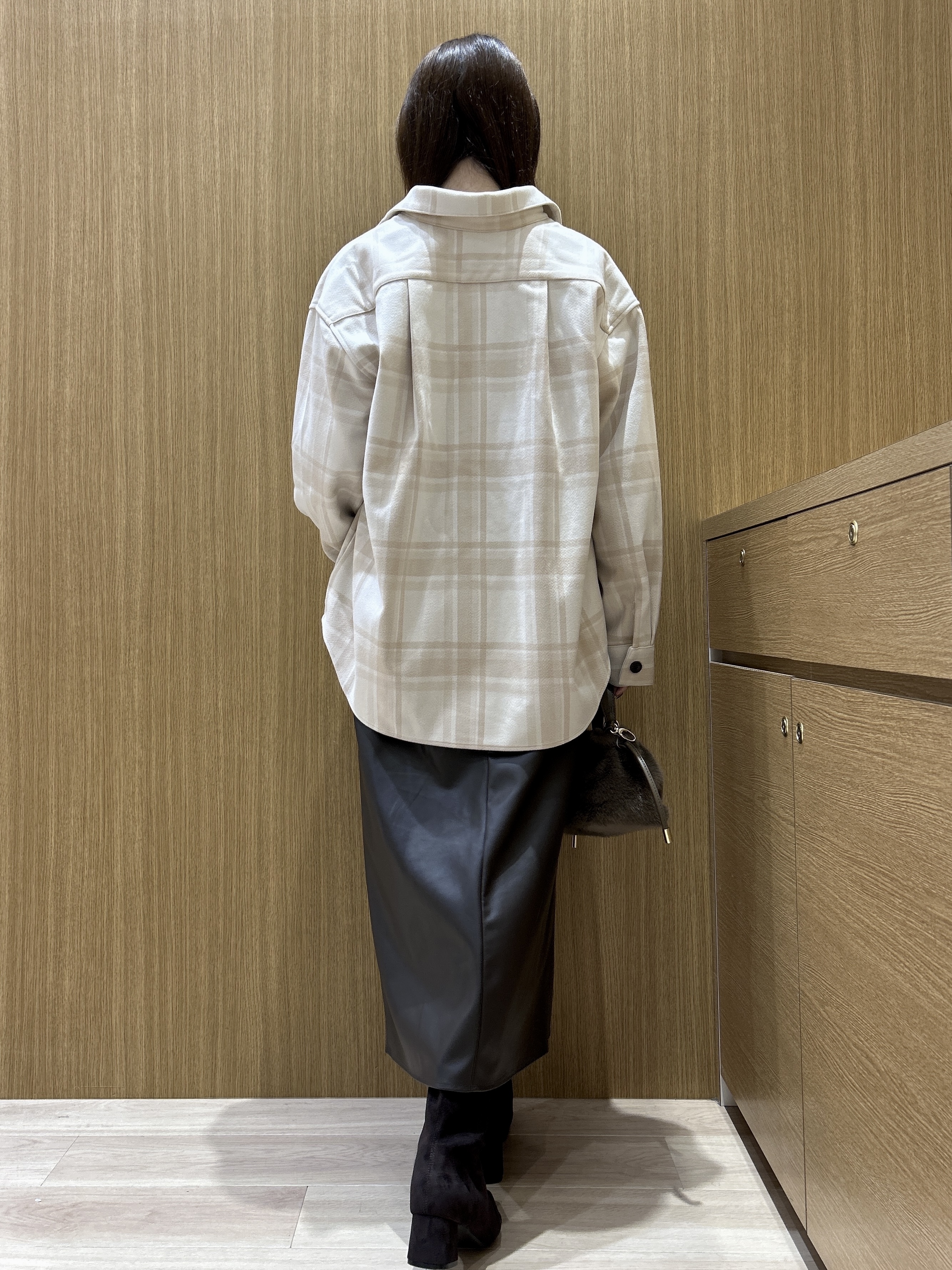 maiさんの「OPAQUE.CLIP｜チェック柄ウールライクシャツジャケット【洗濯機OK】」を使ったコーディネート