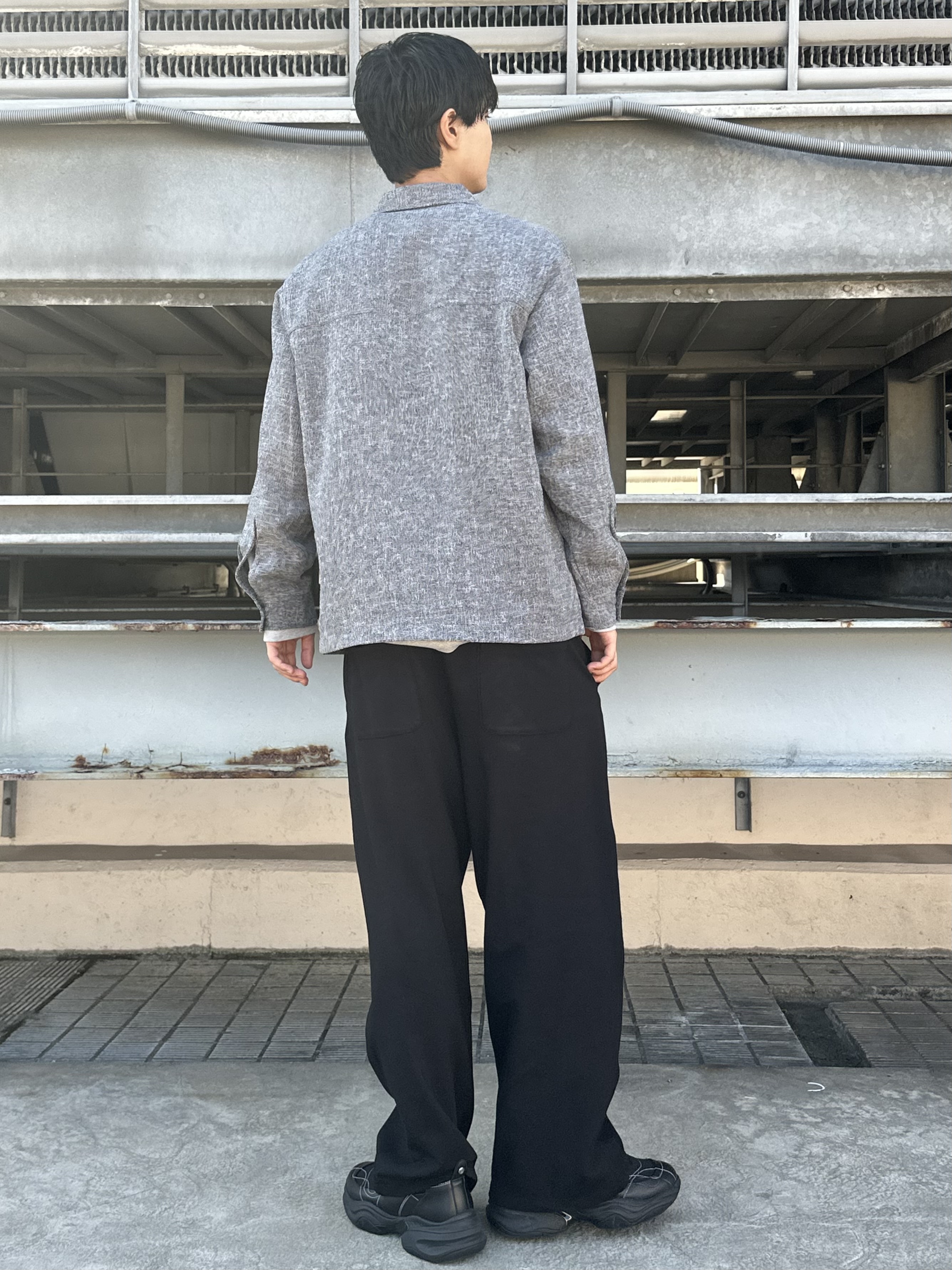 KOHEIさんの「tk.TAKEO KIKUCHI｜オーバーツィードライクシャツ」を使ったコーディネート