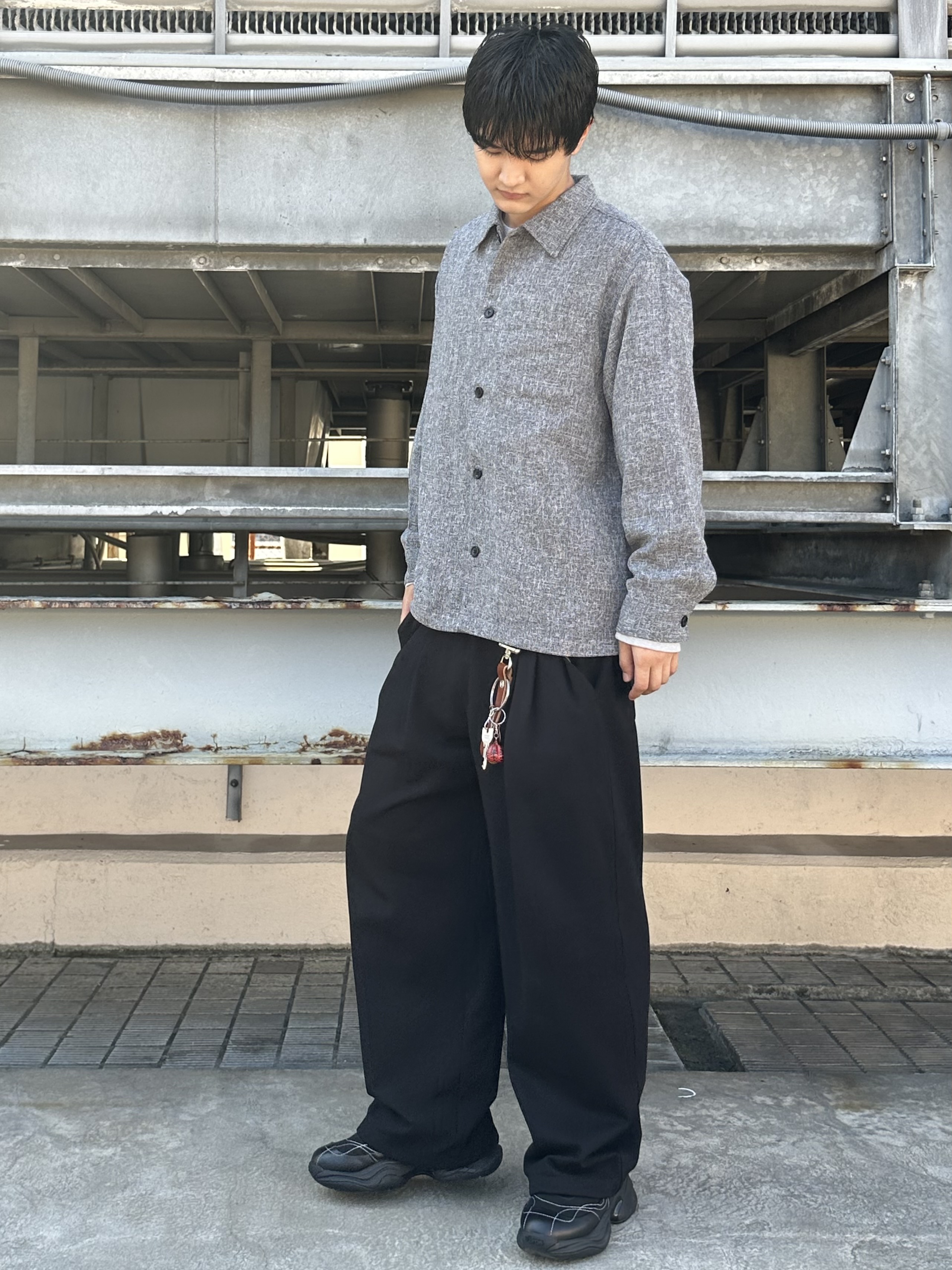 KOHEIさんの「tk.TAKEO KIKUCHI｜オーバーツィードライクシャツ」を使ったコーディネート