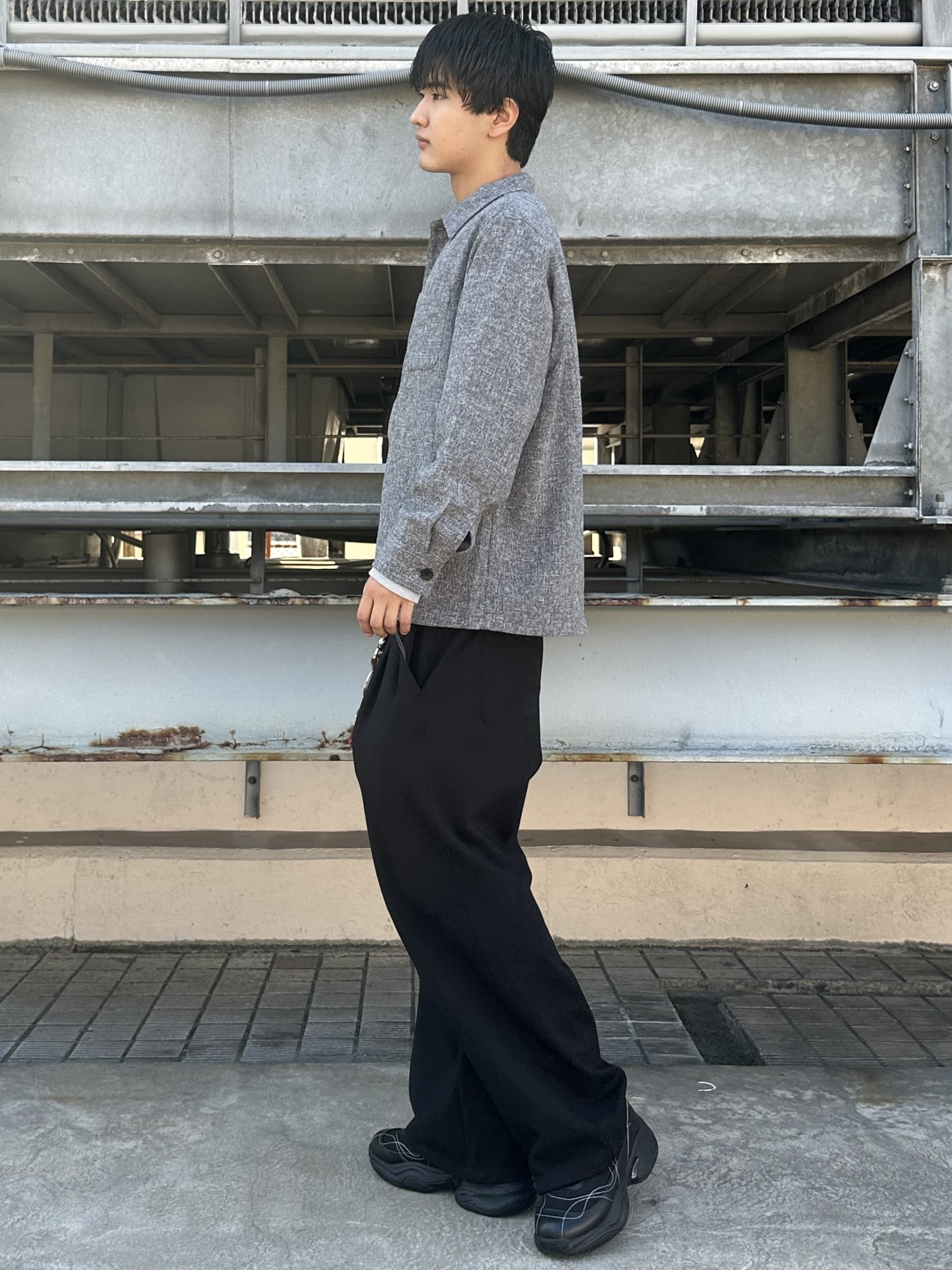 KOHEIさんの「tk.TAKEO KIKUCHI｜オーバーツィードライクシャツ」を使ったコーディネート
