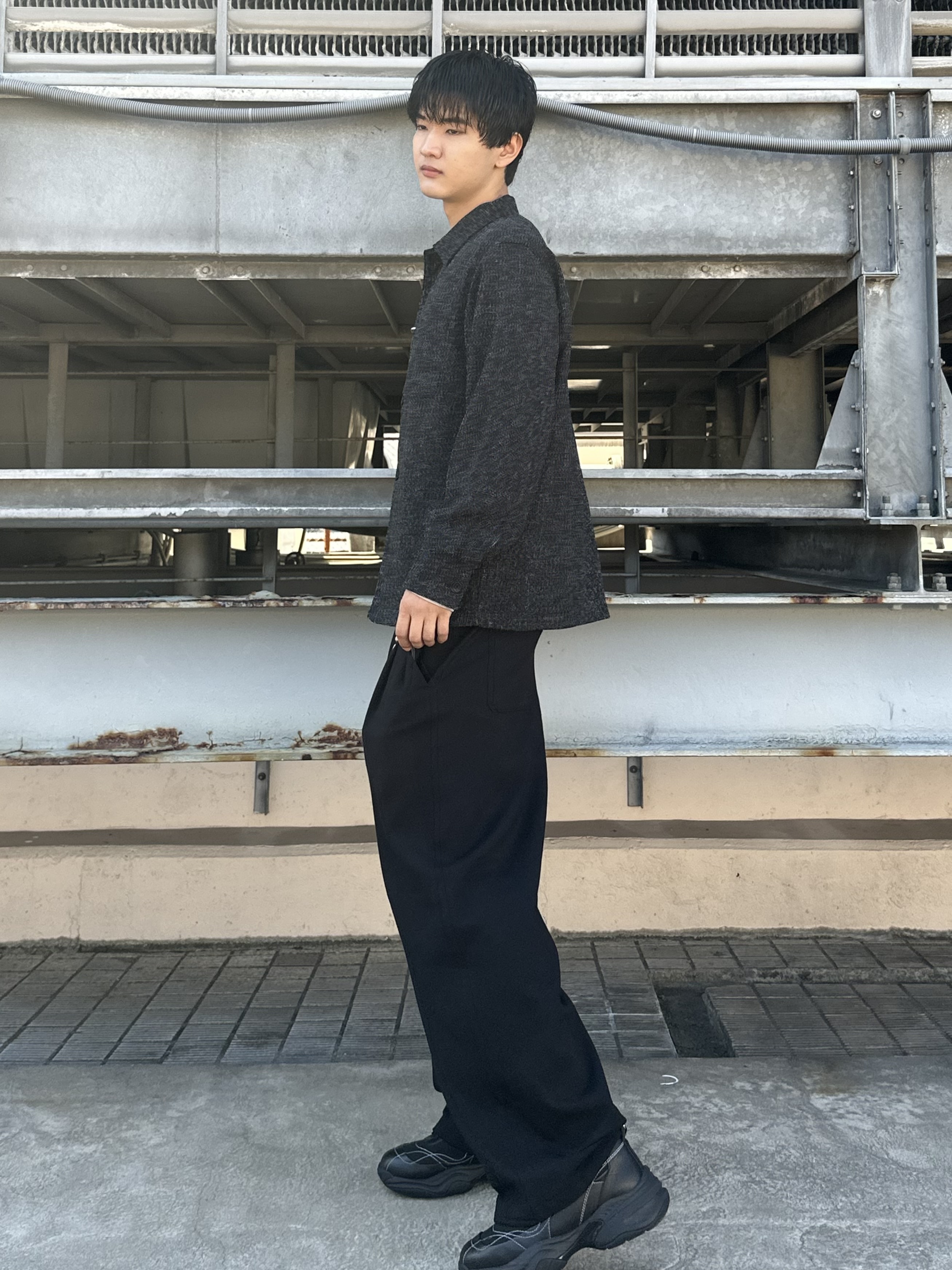 KOHEIさんの「tk.TAKEO KIKUCHI｜オーバーツィードライクシャツ」を使ったコーディネート