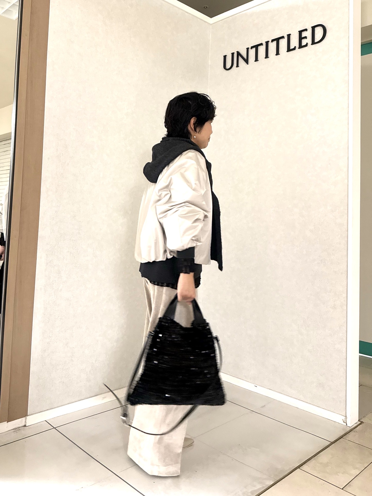 かなこさんの「UNTITLED｜【きれいめカジュアル】スウェットライクニットプルオーバー」を使ったコーディネート