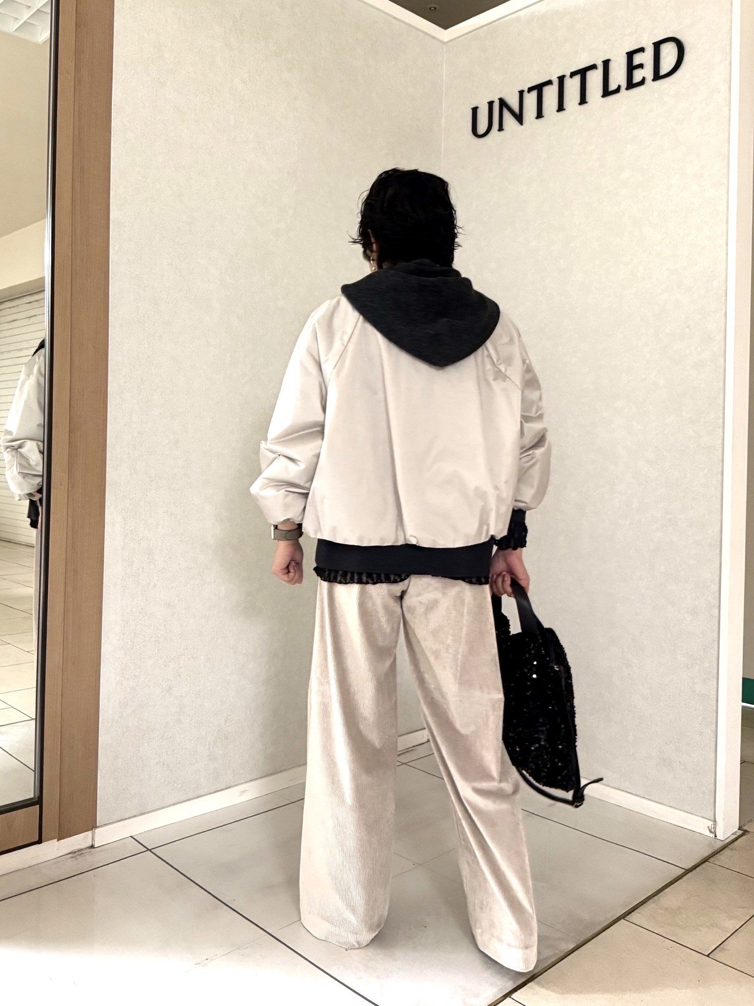 かなこさんの「UNTITLED｜【きれいめカジュアル】スウェットライクニットプルオーバー」を使ったコーディネート