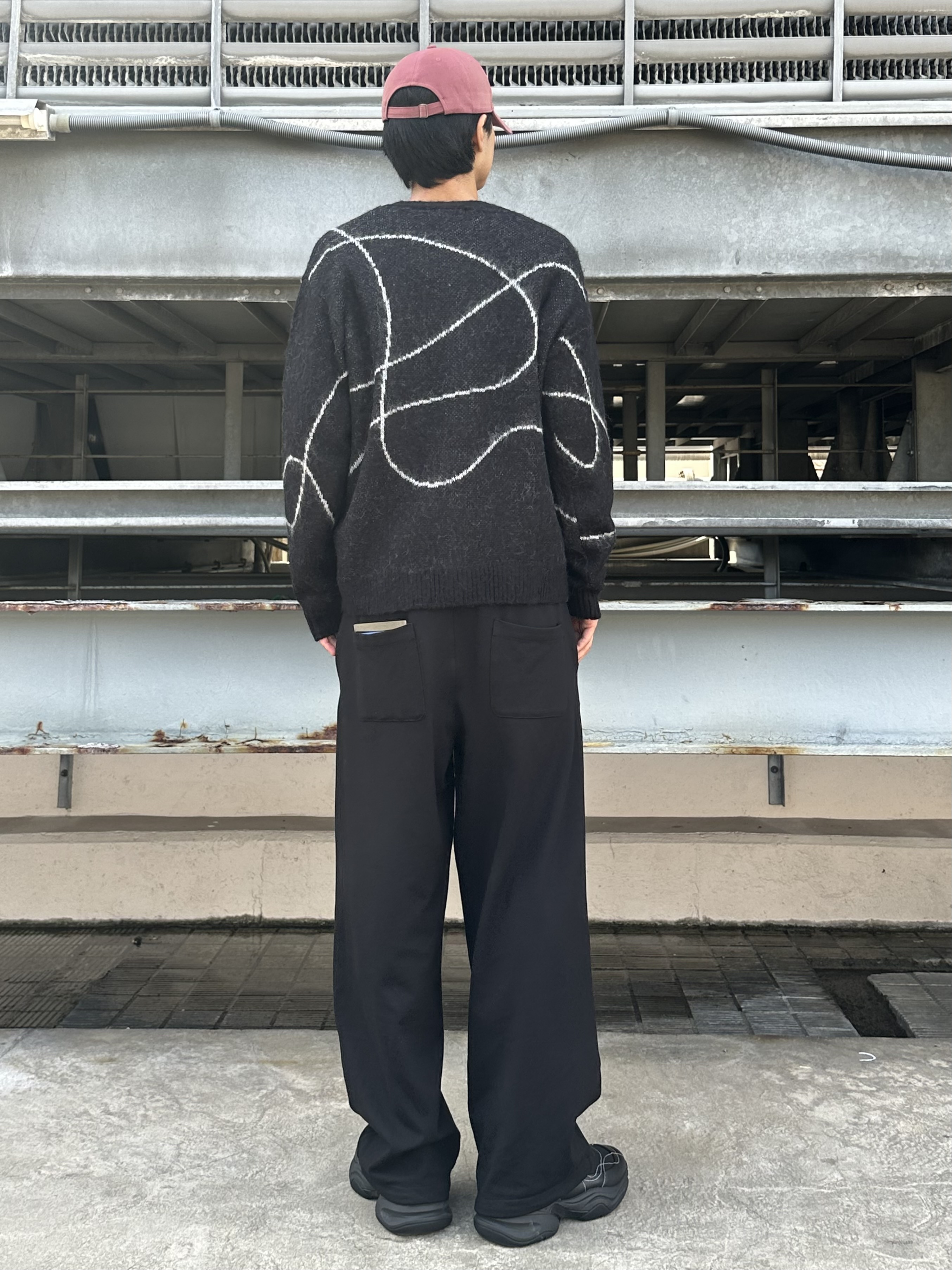 KOHEIさんの「tk.TAKEO KIKUCHI｜シャギーラインアートカーディガン」を使ったコーディネート