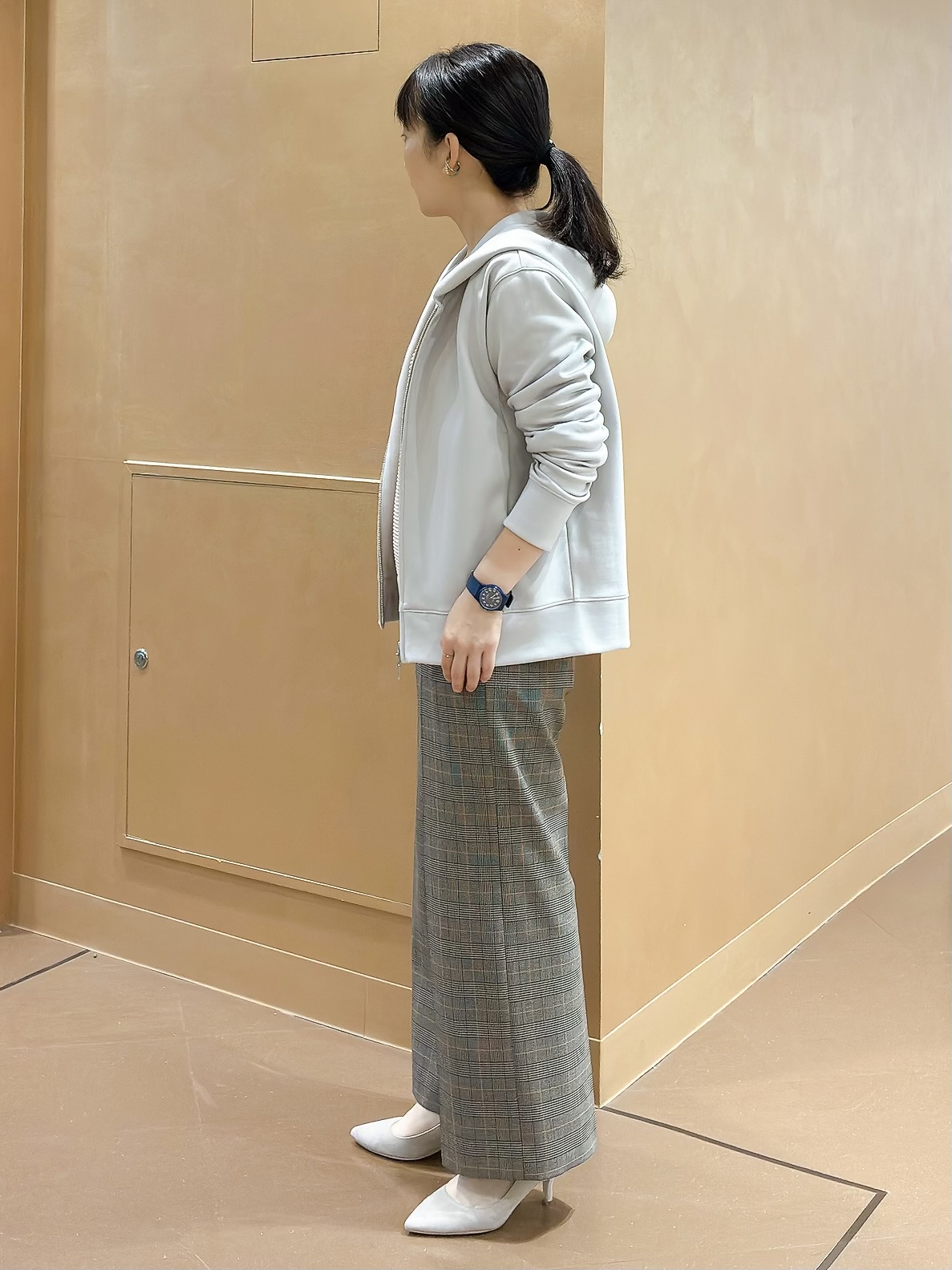 hattoriさんの「INDIVI｜【洗濯機OK／ストレッチ◎】ストレートワイドパンツ」を使ったコーディネート