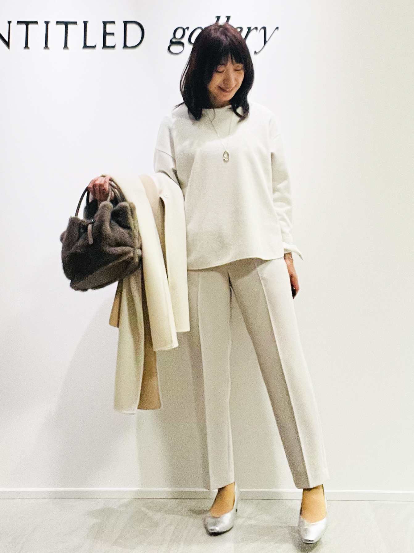めいさんの「UNTITLED｜【ゆったり/軽い】マフラー付きリバーコート」を使ったコーディネート