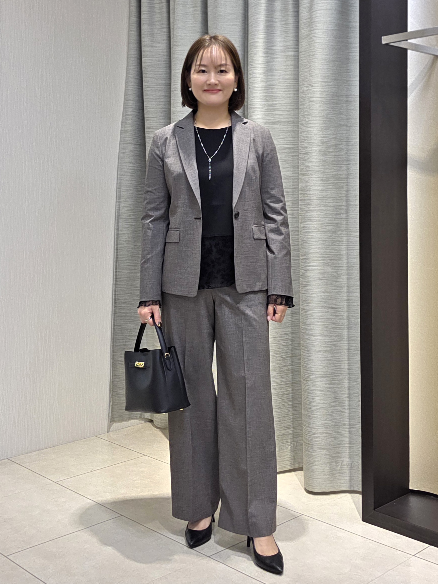 naokoさんの「UNTITLED｜【セットアップ可/秋羽織り/お仕事スーツ】ウールブレンドダブルジャケット」を使ったコーディネート