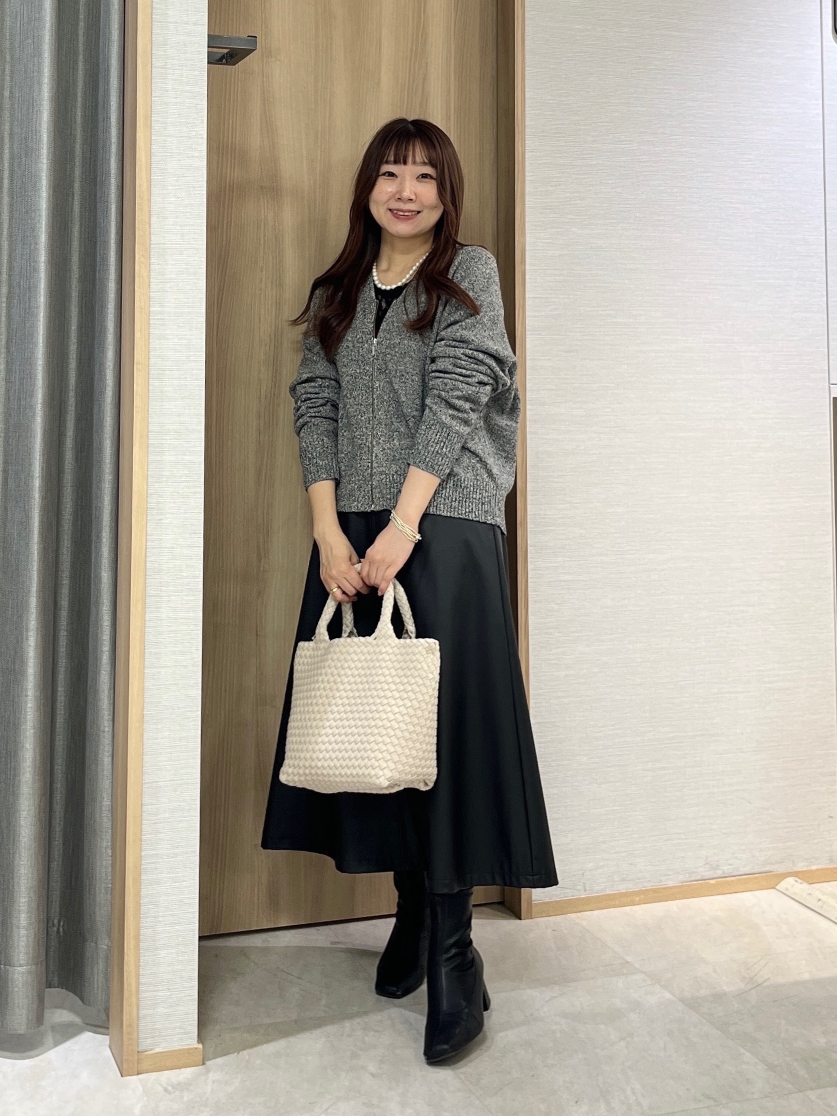 KAHOさんの「UNTITLED｜【店頭人気！】杢調ジップカーディガン」を使ったコーディネート