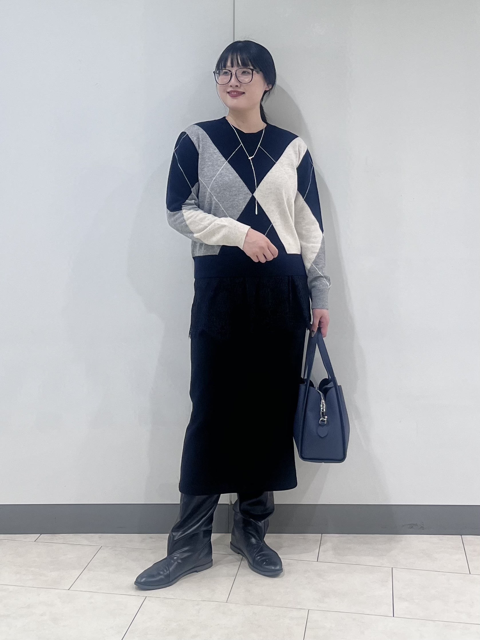 hasuさんの「INDIVI｜【ウール混／配色】ショート丈リバー丸首コート」を使ったコーディネート