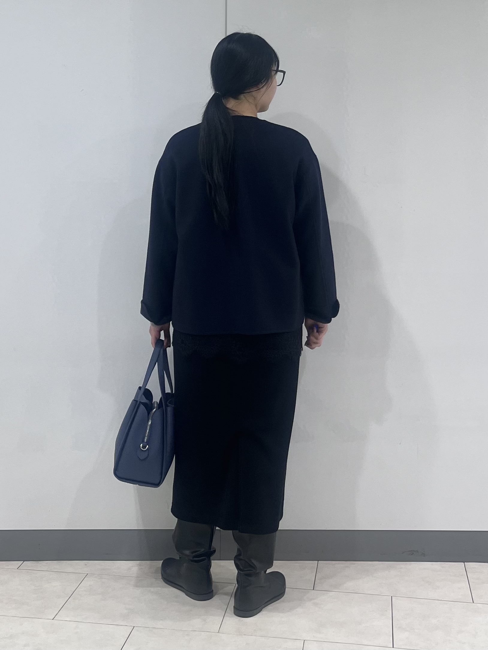 hasuさんの「INDIVI｜【ウール混／配色】ショート丈リバー丸首コート」を使ったコーディネート