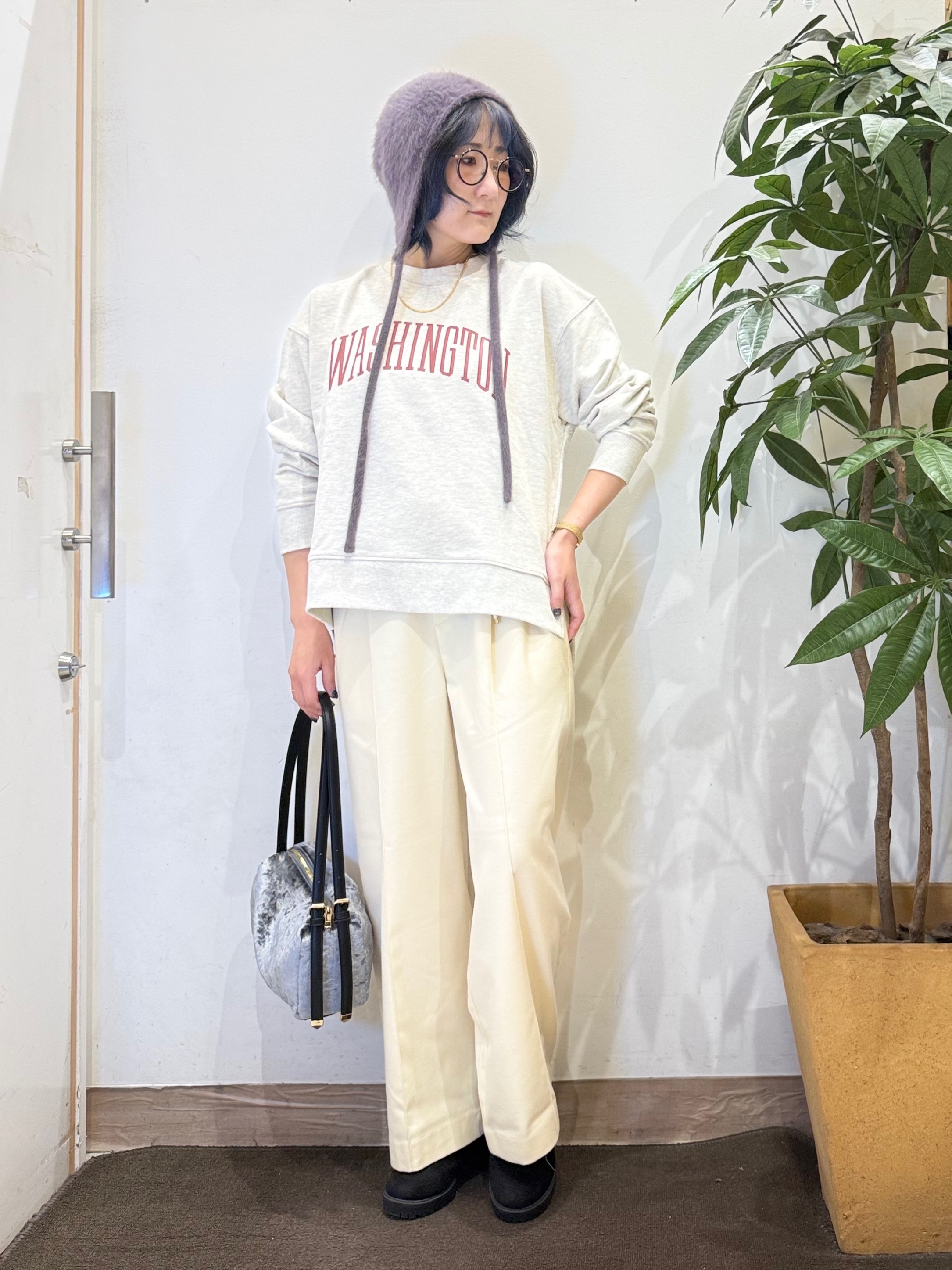 misakiさんの「SHOO･LA･RUE｜【S-LL/洗濯機可】ゆるっと着られる 裏毛プリントアソートスウェット」を使ったコーディネート