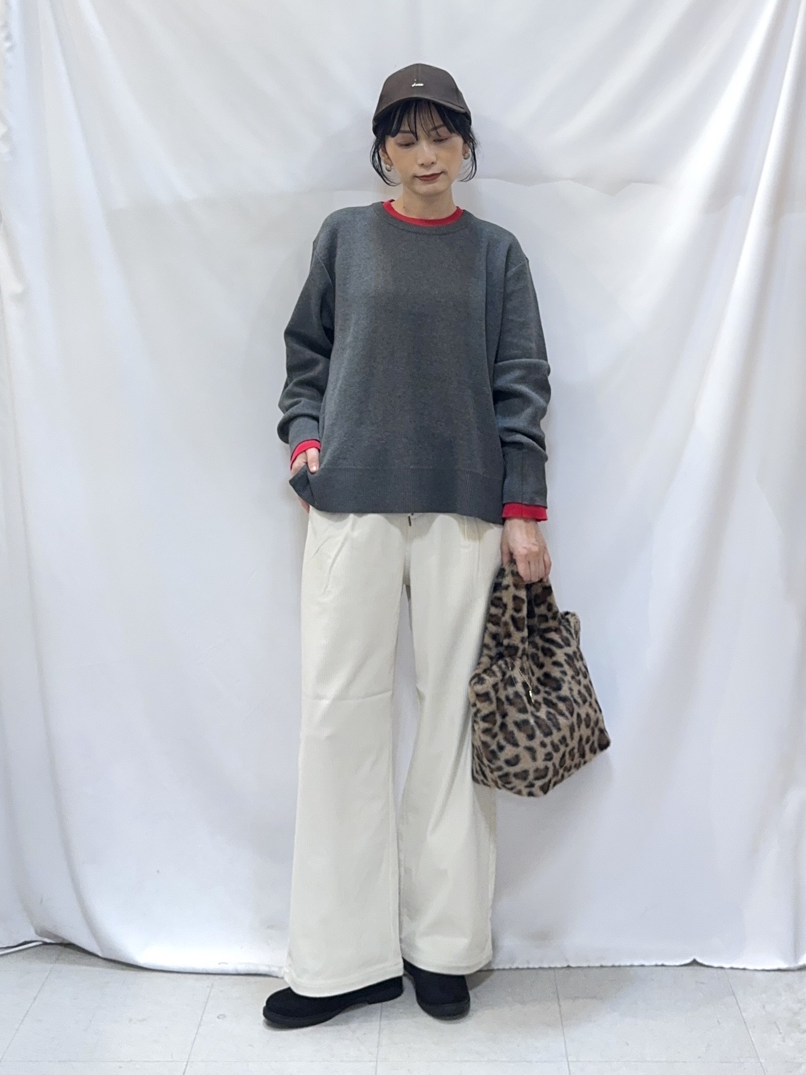 𝐇𝐢𝐫𝐨𝐦𝐢さんの「SHOO･LA･RUE｜【洗濯機可/リバーシブル/S-LL】2つの表情を楽しめる ボアキルトジャケット」を使ったコーディネート