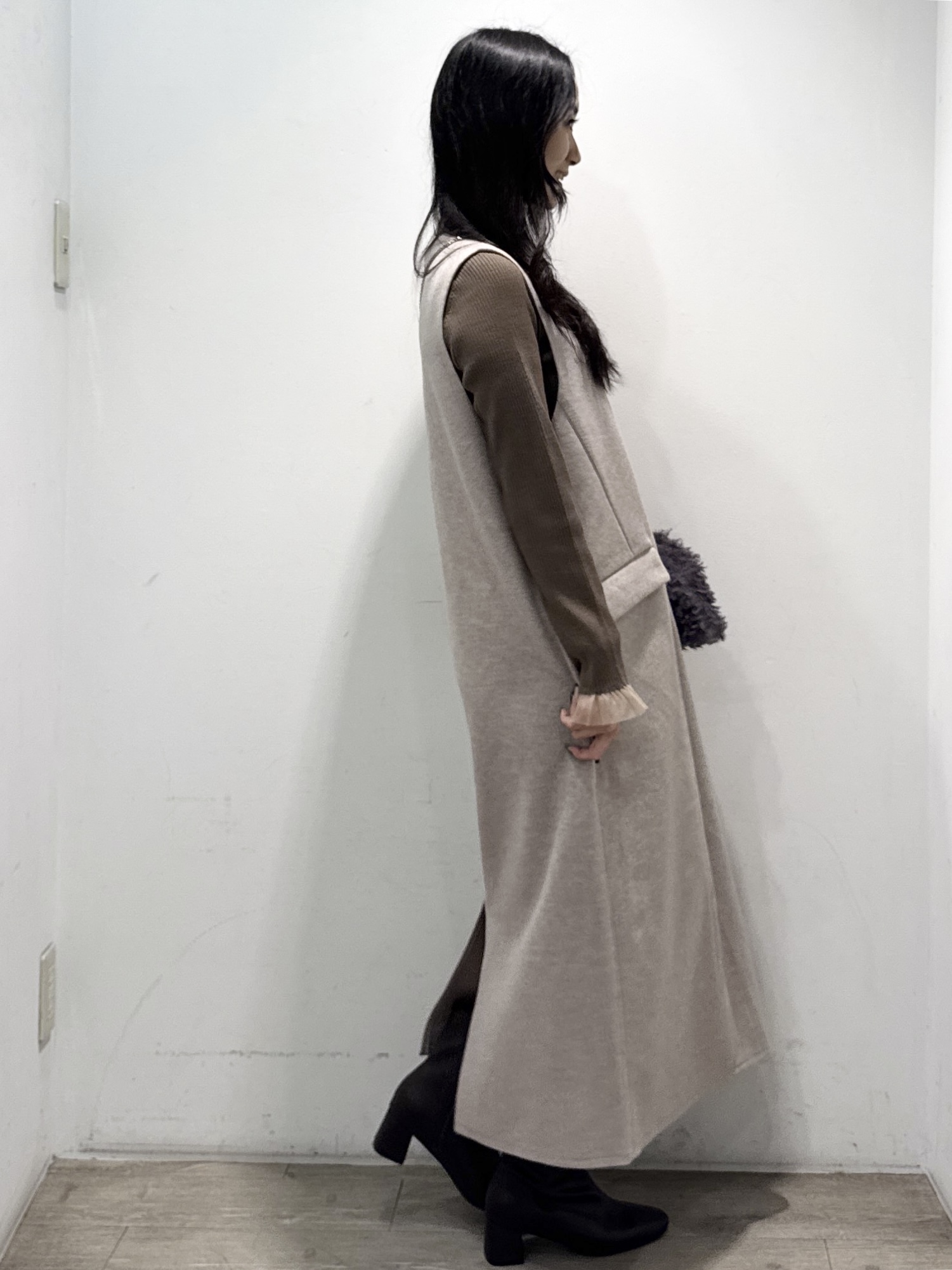 yuicciさんの「OPAQUE.CLIP｜袖口シアーフリルニット【洗濯機OK】」を使ったコーディネート