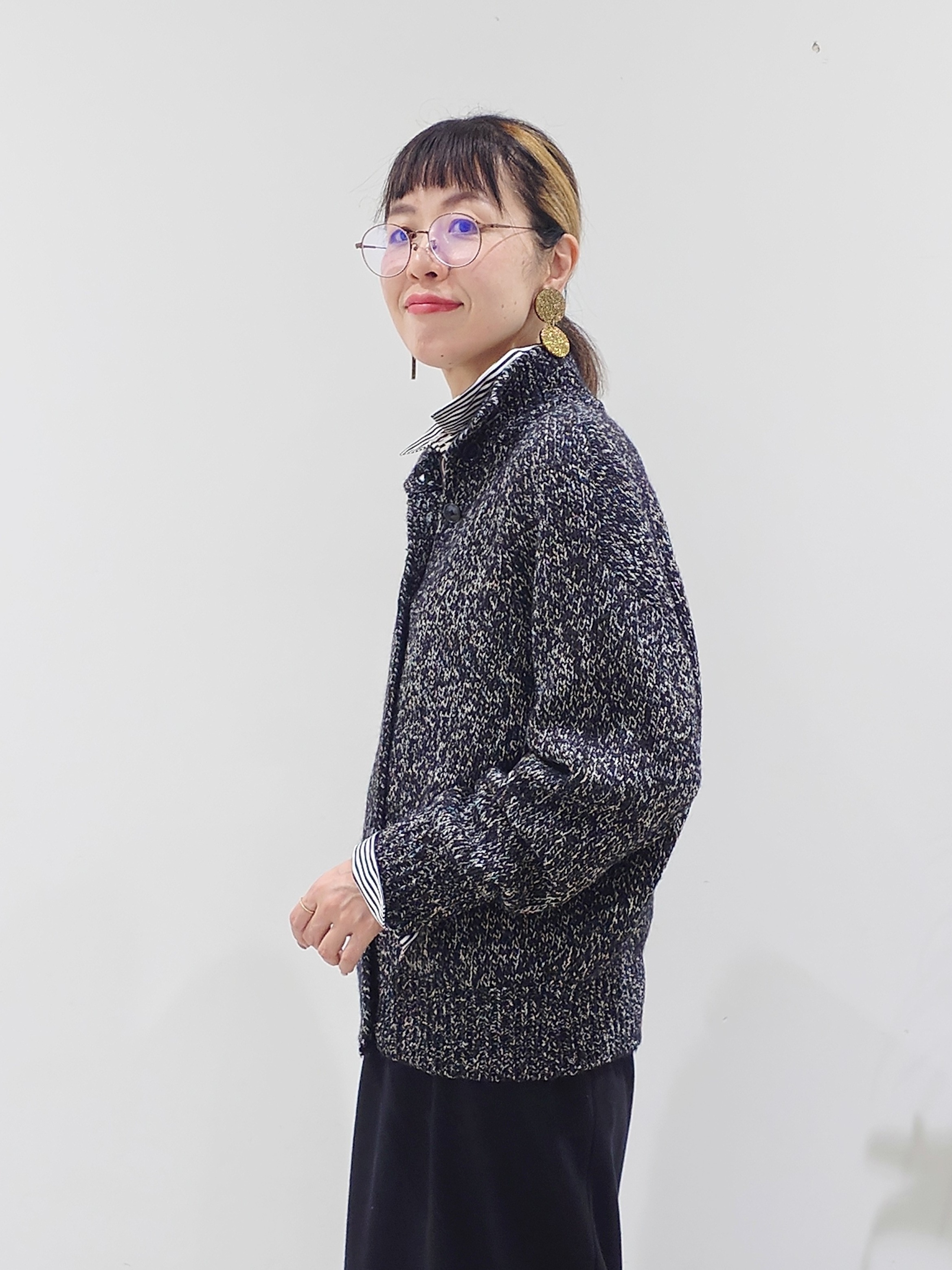 MUTSUKOさんの「UNTITLED｜前後2WAYミックスツィードニット」を使ったコーディネート