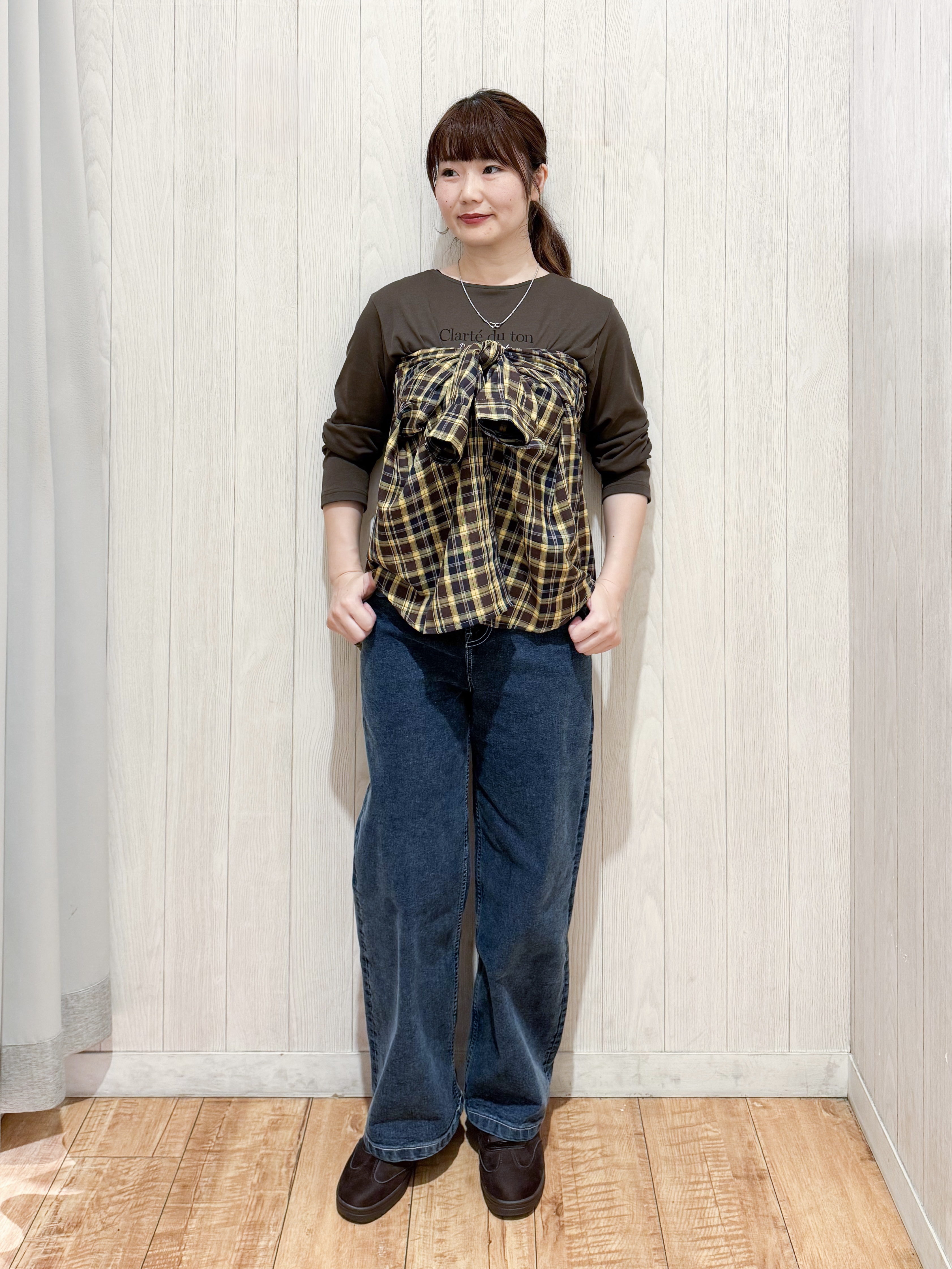 愛さんの「SHOO･LA･RUE｜【セットアップ可/洗濯機可】軽やかに羽織れる スポンディッシュ ニットカーディガン」を使ったコーディネート