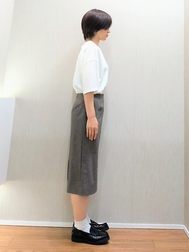 ミズタさんの「UNTITLED｜【1枚でもセットでも】レースキャミ付きプルオーバー」を使ったコーディネート