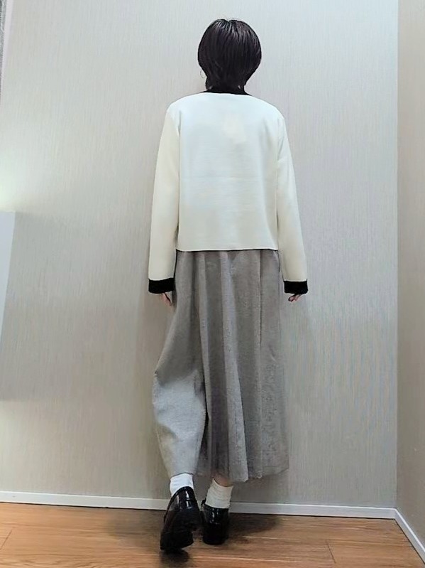ミズタさんの「UNTITLED｜【アンサンブル可/ジャケットライク】モールラインカーディガン」を使ったコーディネート