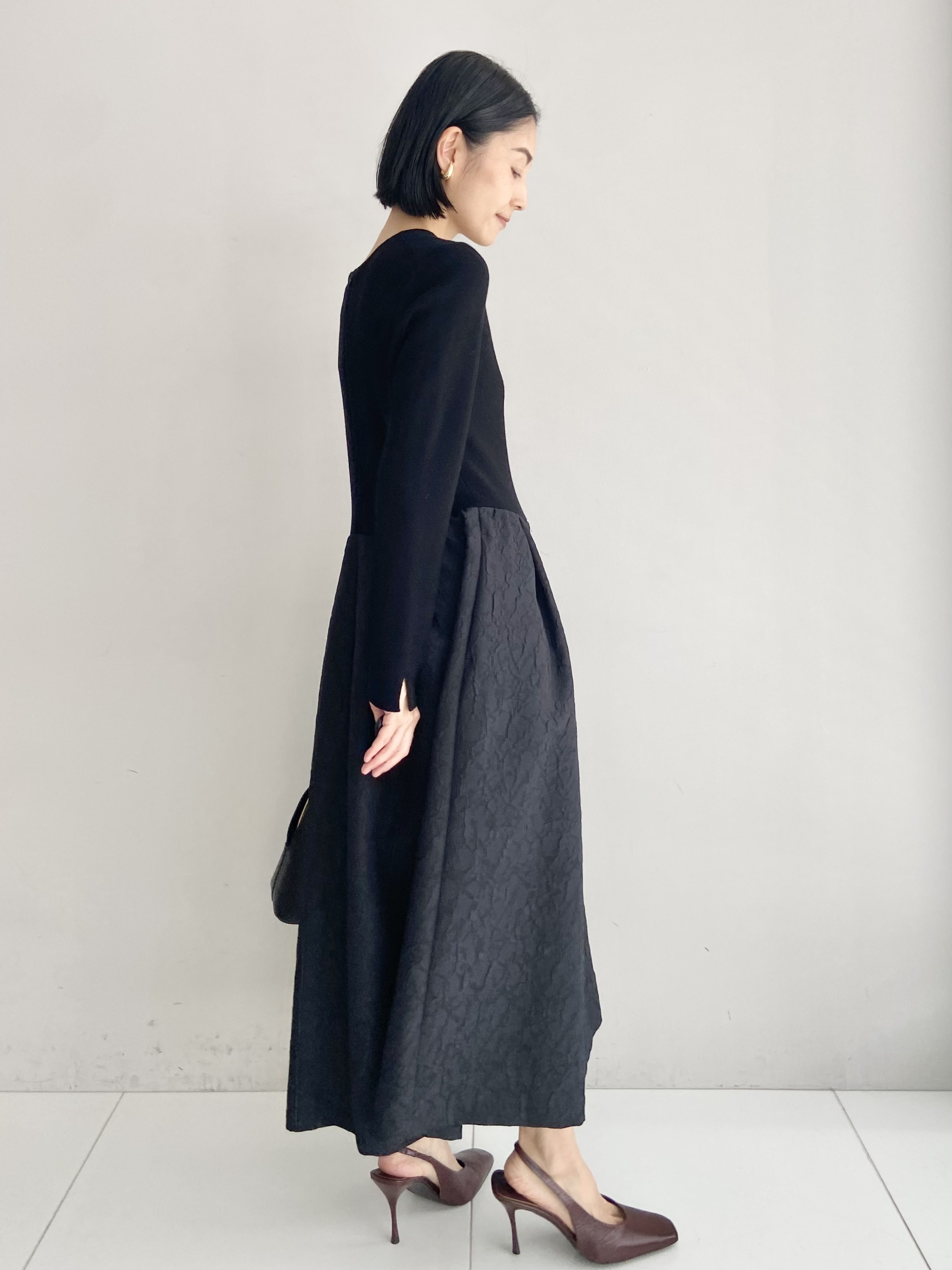 AYAさんの「UNTITLED｜ニットドッキングワンピース」を使ったコーディネート