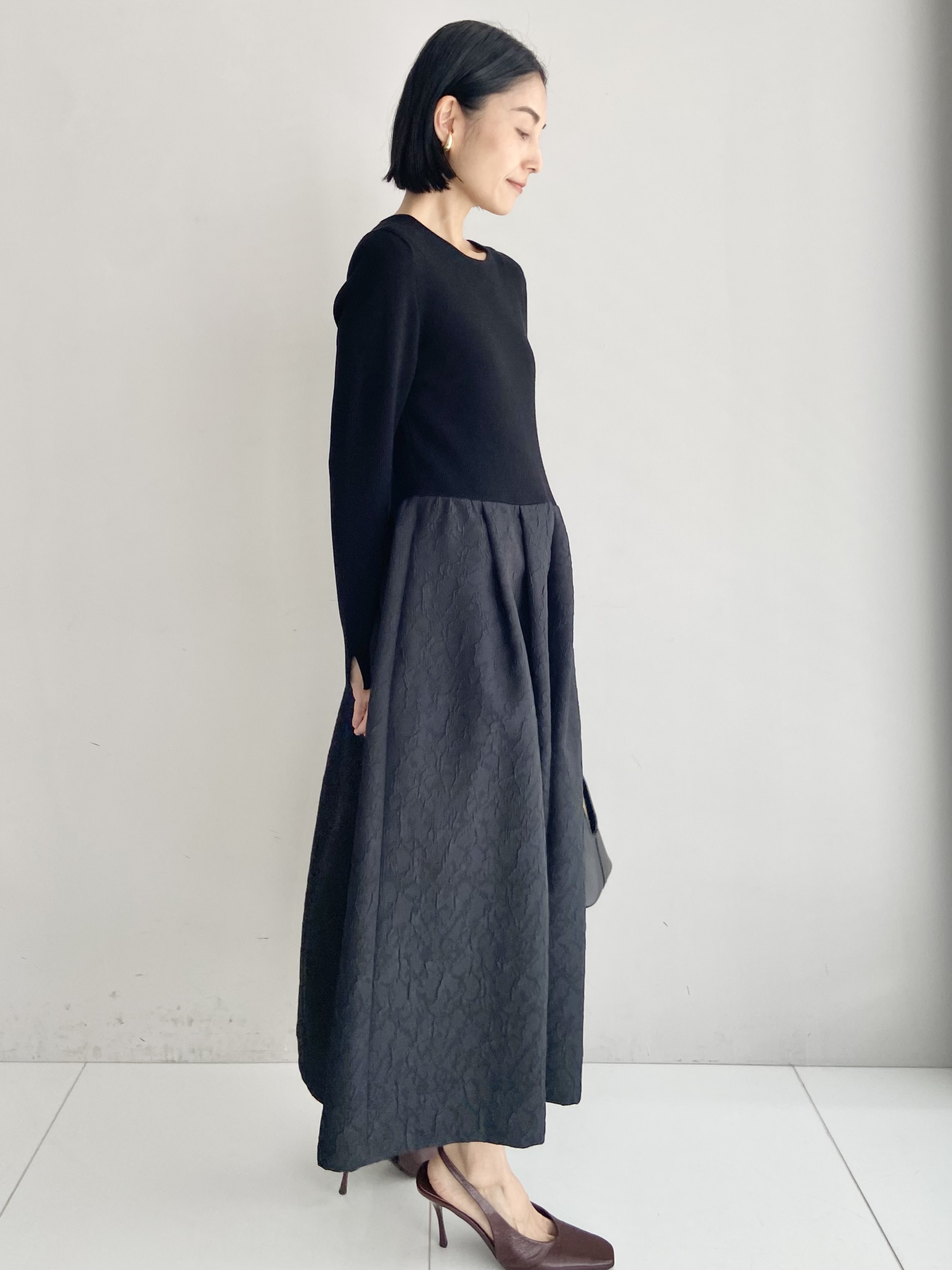 AYAさんの「UNTITLED｜ニットドッキングワンピース」を使ったコーディネート