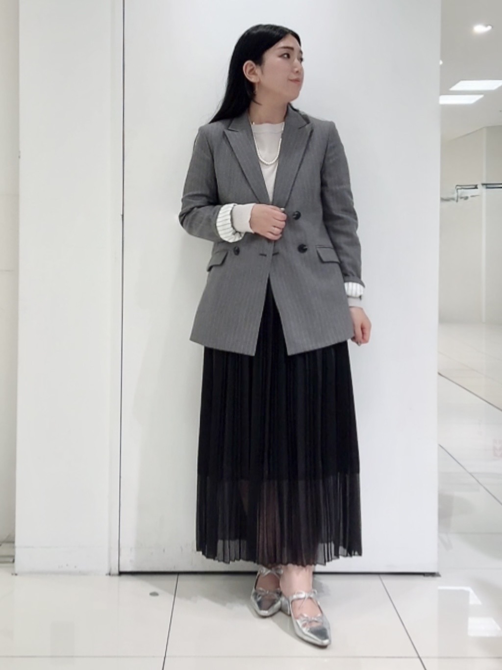 なかじさんの「UNTITLED｜【アンサンブル可能/オンオフ使える】シルクウールカシミヤプルオーバー」を使ったコーディネート