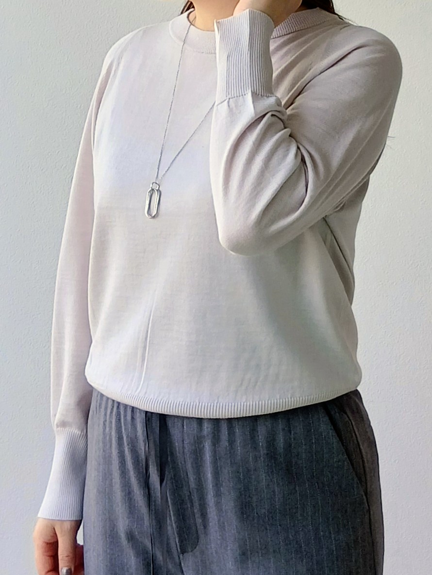 なみきさんの「UNTITLED｜【アンサンブル可能/オンオフ使える】シルクウールカシミヤプルオーバー」を使ったコーディネート