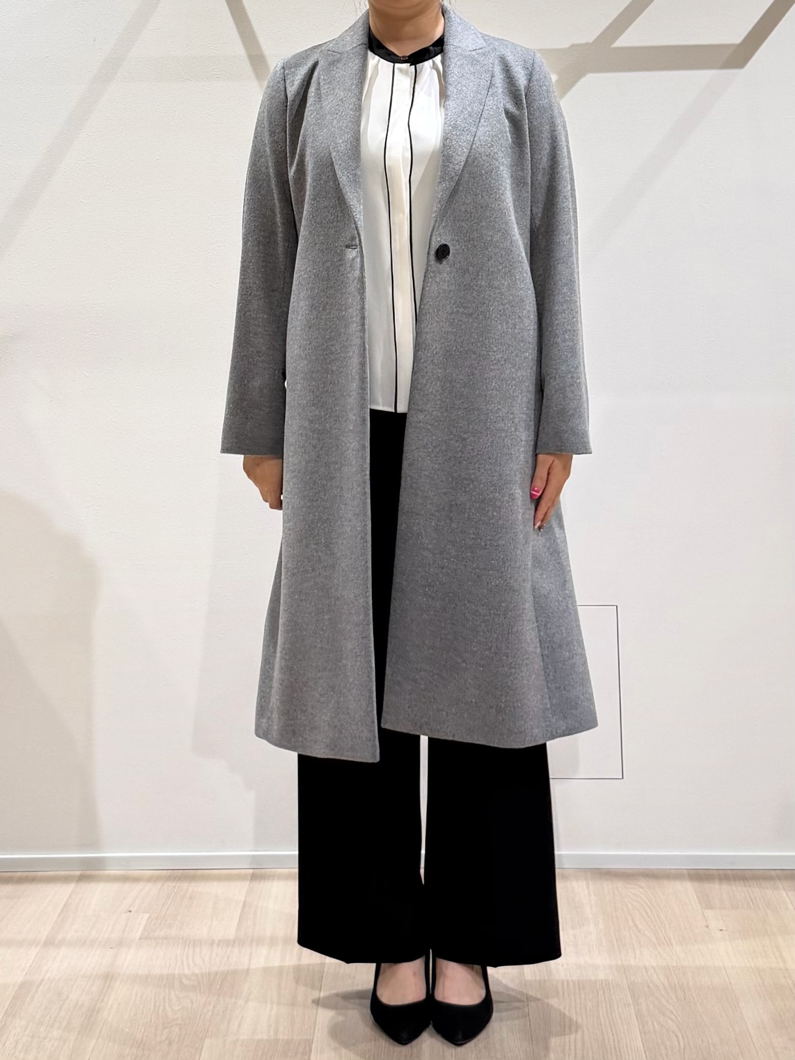 TOMOMIさんの「UNTITLED｜ウールカシミヤテーラーコート」を使ったコーディネート