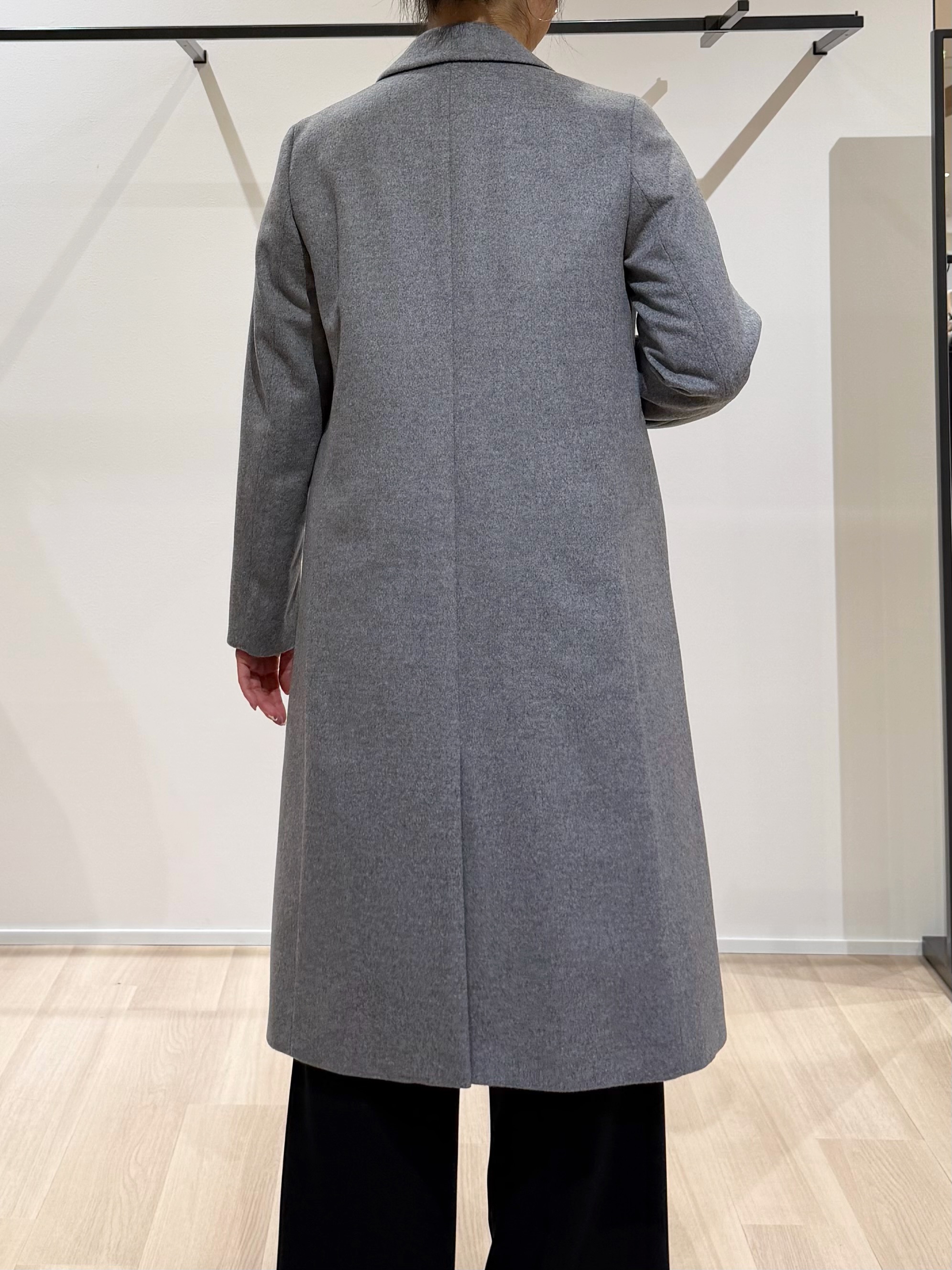 TOMOMIさんの「UNTITLED｜ウールカシミヤテーラーコート」を使ったコーディネート