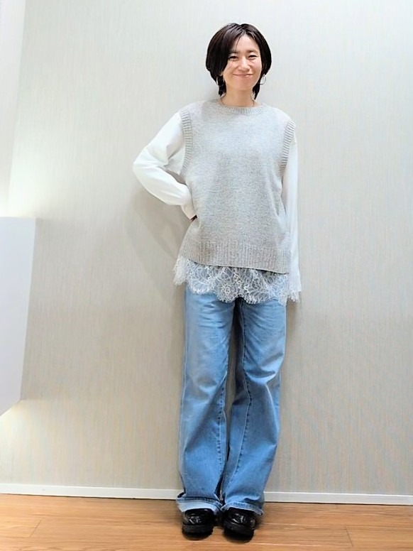 ミズタさんの「UNTITLED｜【5色展開/手洗い可】ローシルクウールニットベスト」を使ったコーディネート