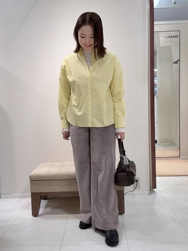 YUIさんの「UNTITLED｜【6色展開/コットン100】カラーベーシックシャツ」を使ったコーディネート