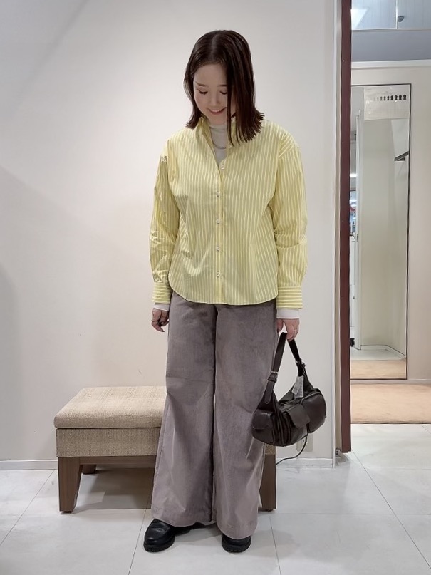 YUIさんの「UNTITLED｜【6色展開/コットン100】カラーベーシックシャツ」を使ったコーディネート