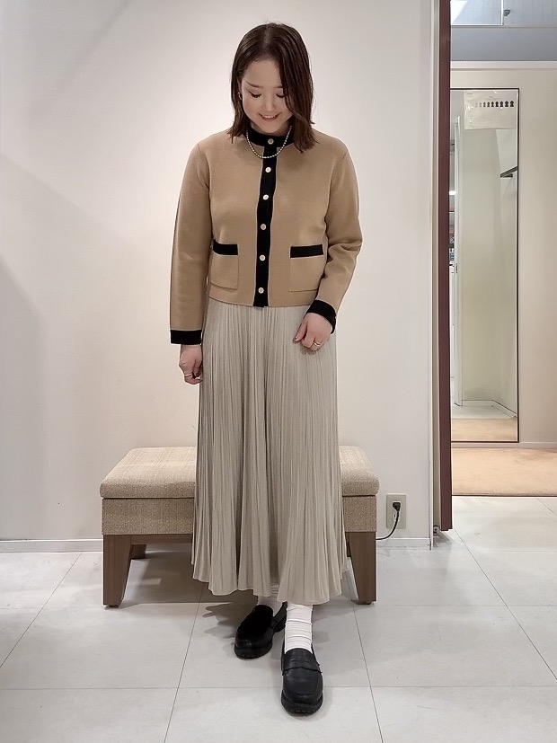 YUIさんの「UNTITLED｜【アンサンブル可/ジャケットライク】モールラインカーディガン」を使ったコーディネート