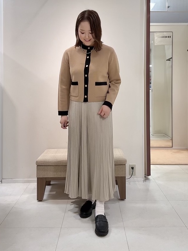 YUIさんの「UNTITLED｜【アンサンブル可/ジャケットライク】モールラインカーディガン」を使ったコーディネート