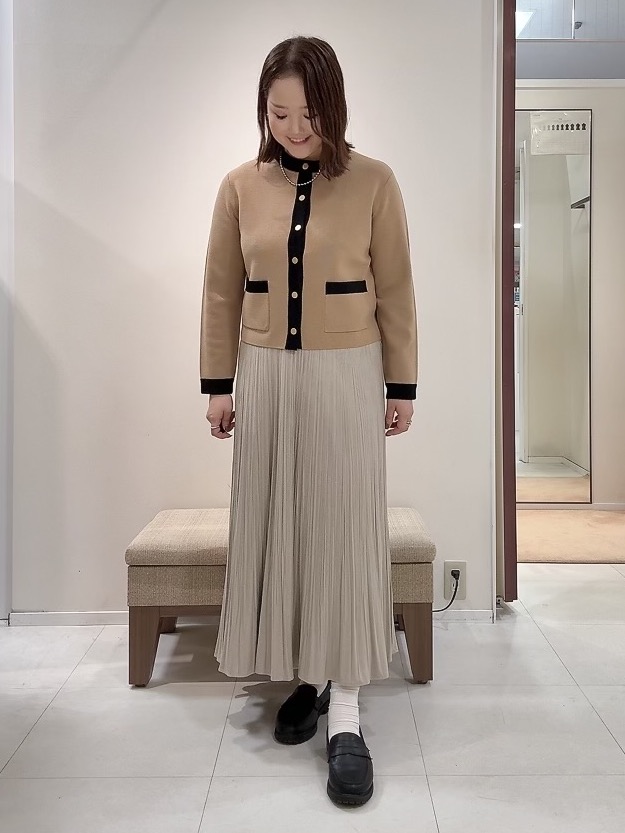 YUIさんの「UNTITLED｜【アンサンブル可/ジャケットライク】モールラインカーディガン」を使ったコーディネート