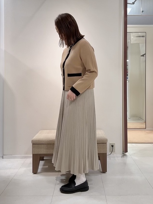 YUIさんの「UNTITLED｜【アンサンブル可/ジャケットライク】モールラインカーディガン」を使ったコーディネート