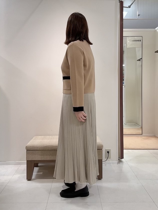 YUIさんの「UNTITLED｜【アンサンブル可/ジャケットライク】モールラインカーディガン」を使ったコーディネート