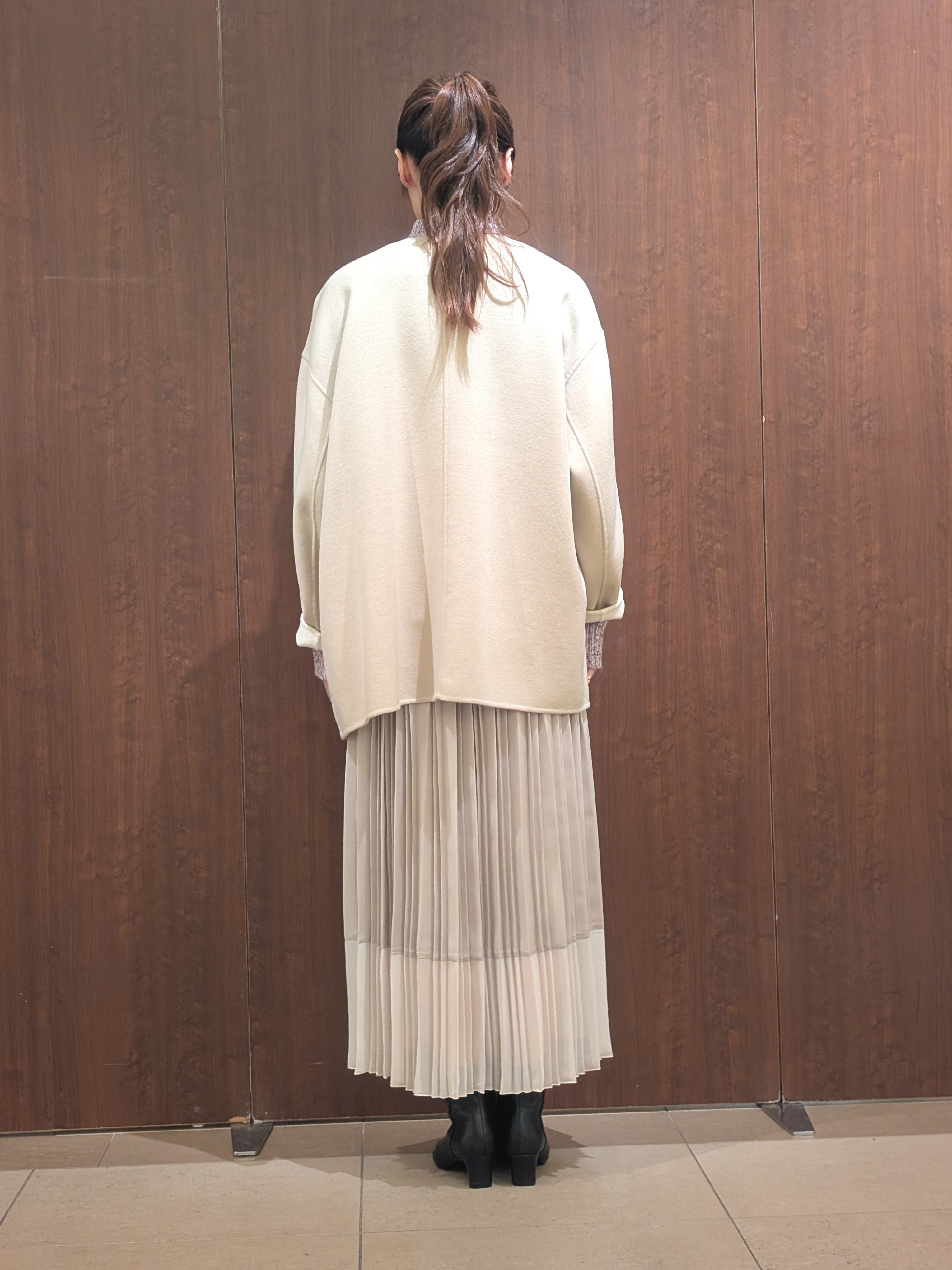 YUKAさんの「UNTITLED｜【ゆったり/軽い】マフラー付きリバーコート」を使ったコーディネート