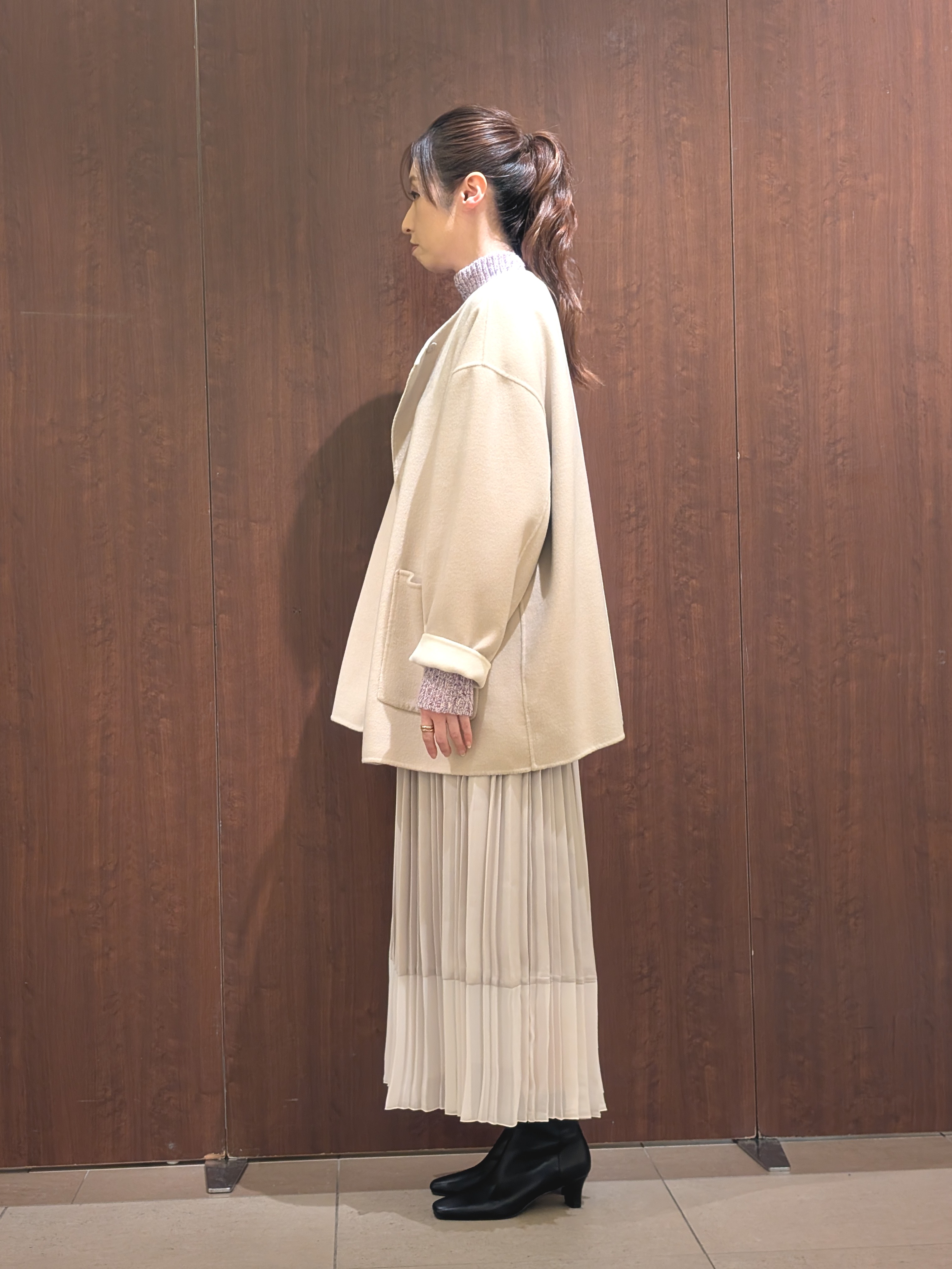 YUKAさんの「UNTITLED｜【ゆったり/軽い】マフラー付きリバーコート」を使ったコーディネート