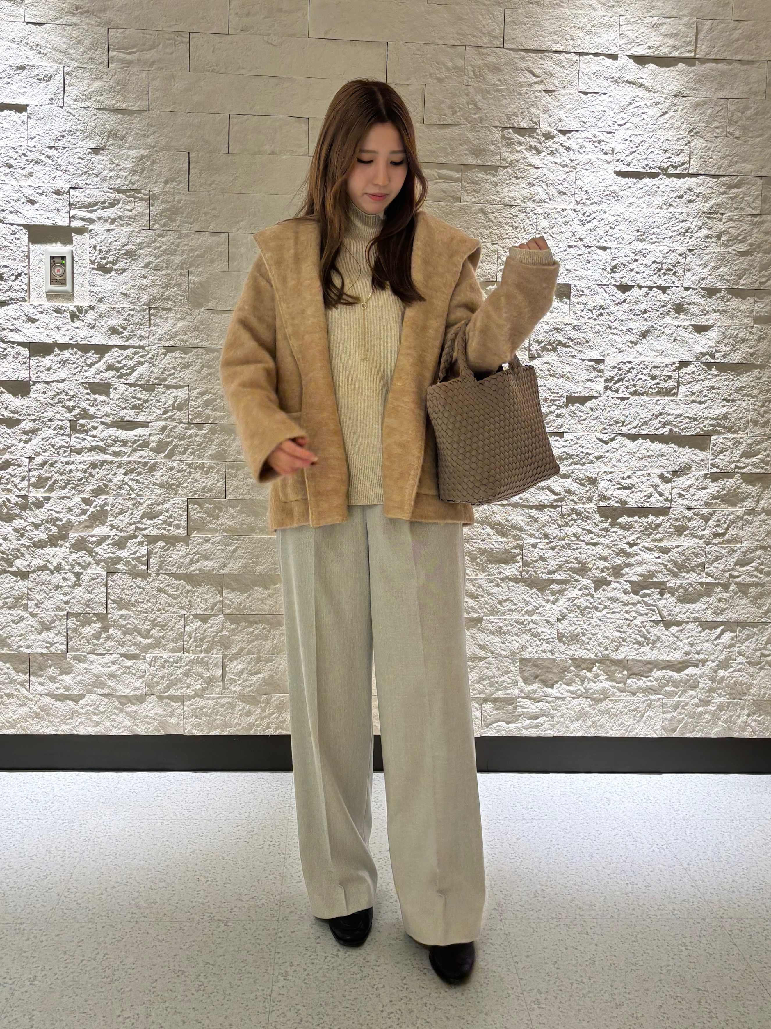 rimaさんの「UNTITLED｜ハイネックボリュームニット」を使ったコーディネート