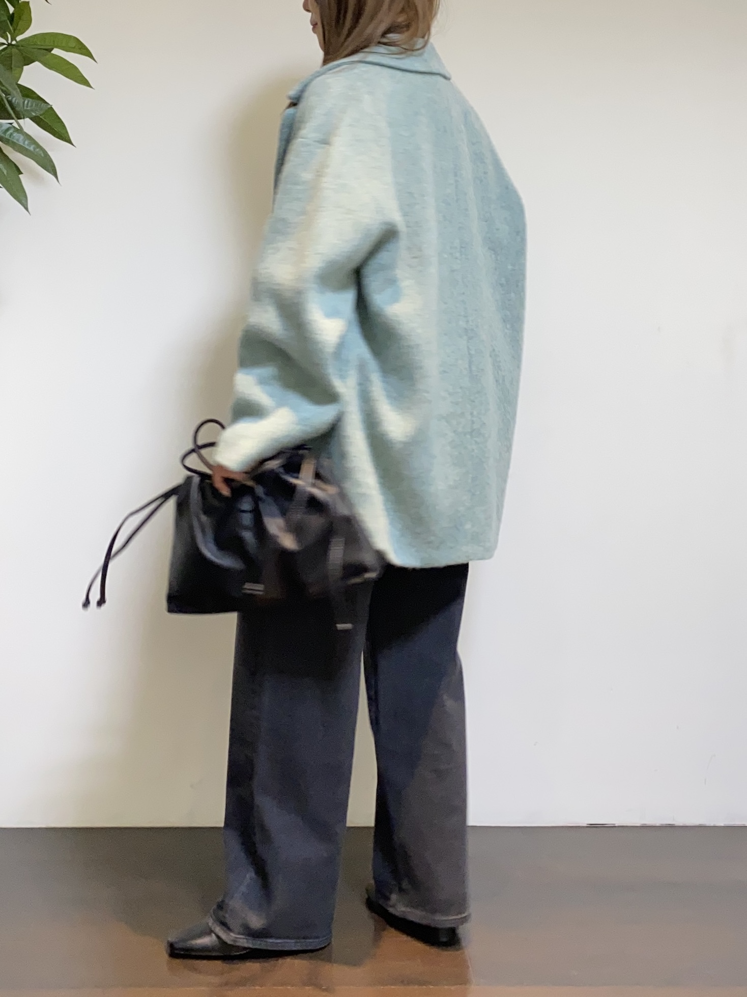 tomoさんの「UNTITLED｜シャギーダブルコート」を使ったコーディネート