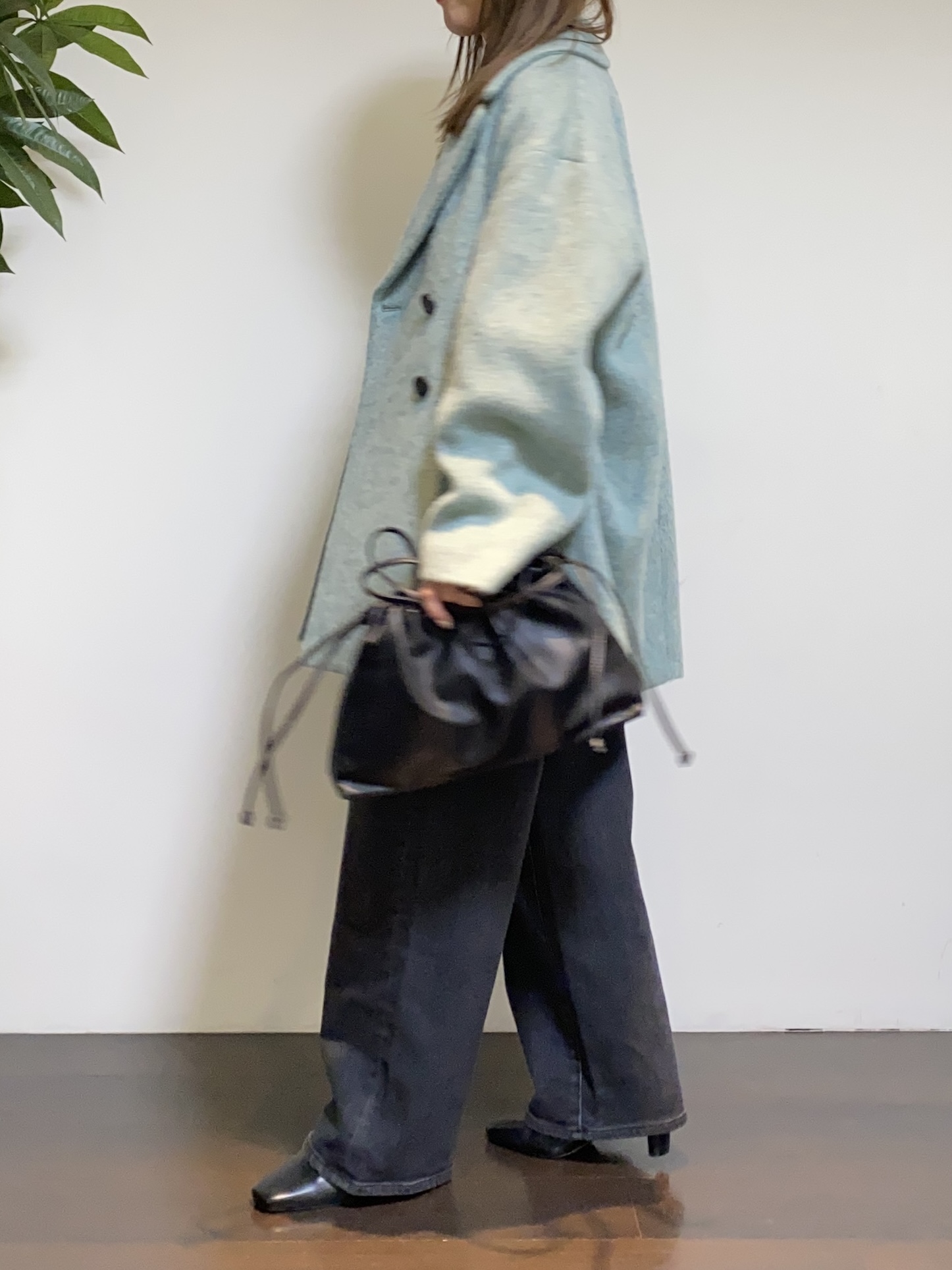 tomoさんの「UNTITLED｜シャギーダブルコート」を使ったコーディネート