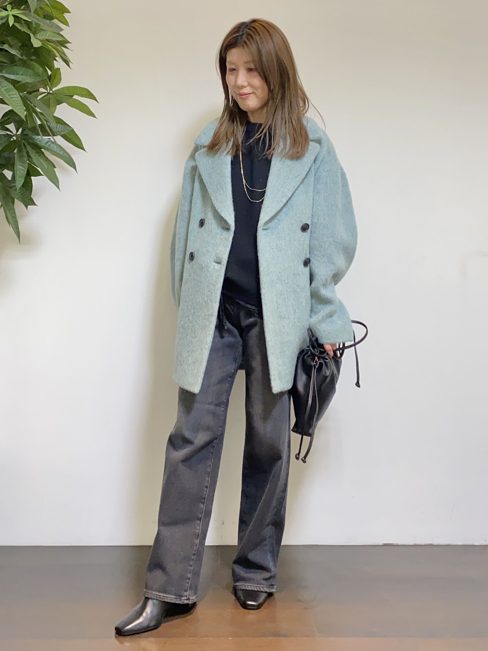 tomoさんの「UNTITLED｜シャギーダブルコート」を使ったコーディネート