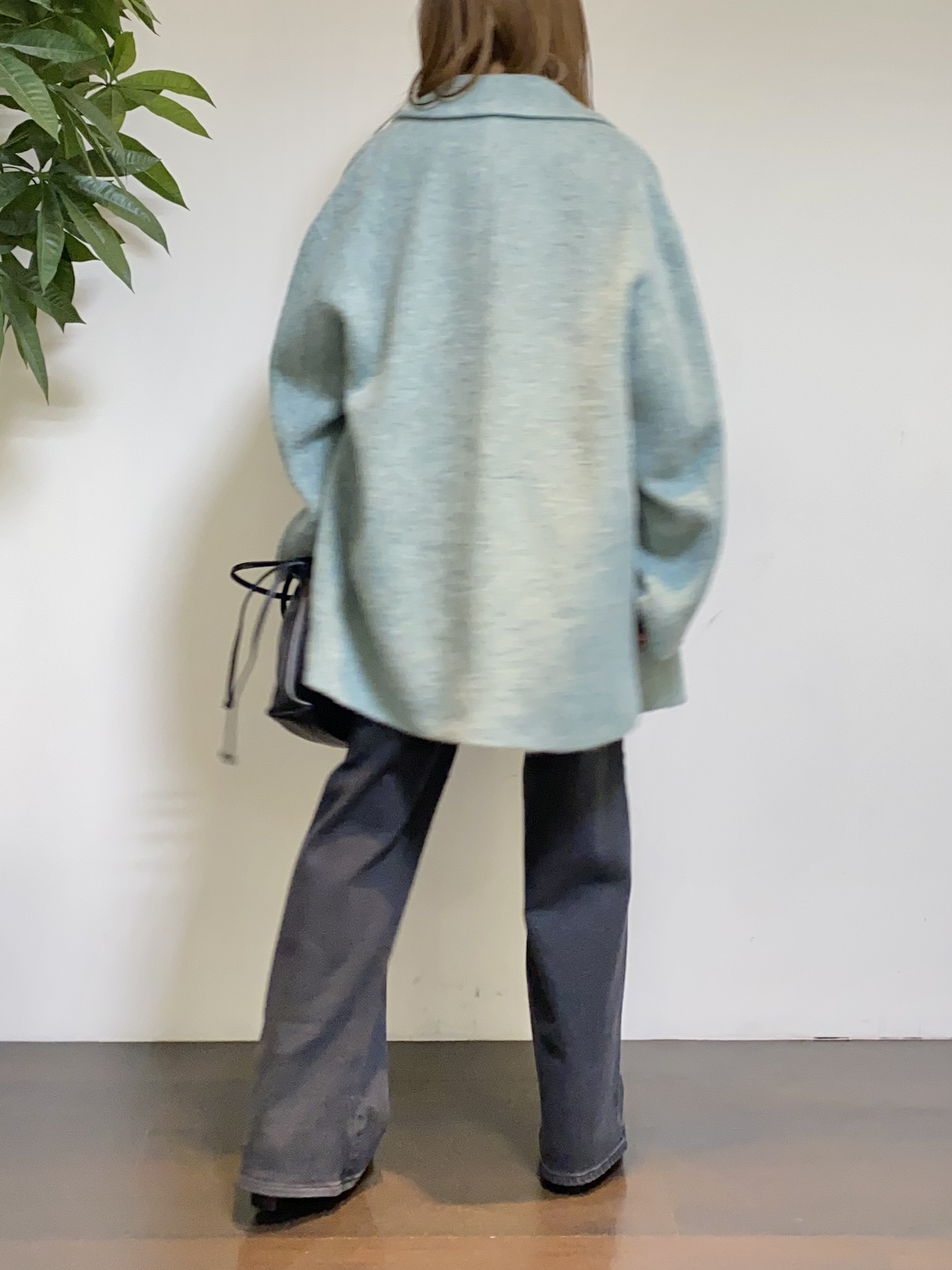 tomoさんの「UNTITLED｜シャギーダブルコート」を使ったコーディネート