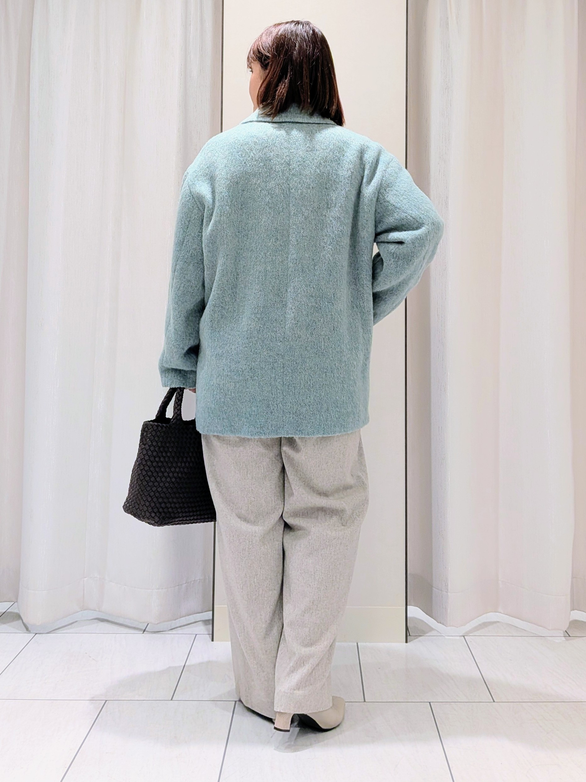 Onumaさんの「UNTITLED｜シャギーダブルコート」を使ったコーディネート