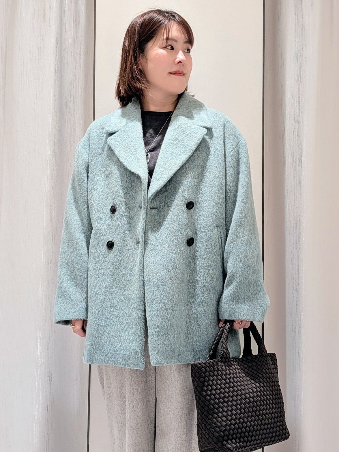 Onumaさんの「UNTITLED｜シャギーダブルコート」を使ったコーディネート